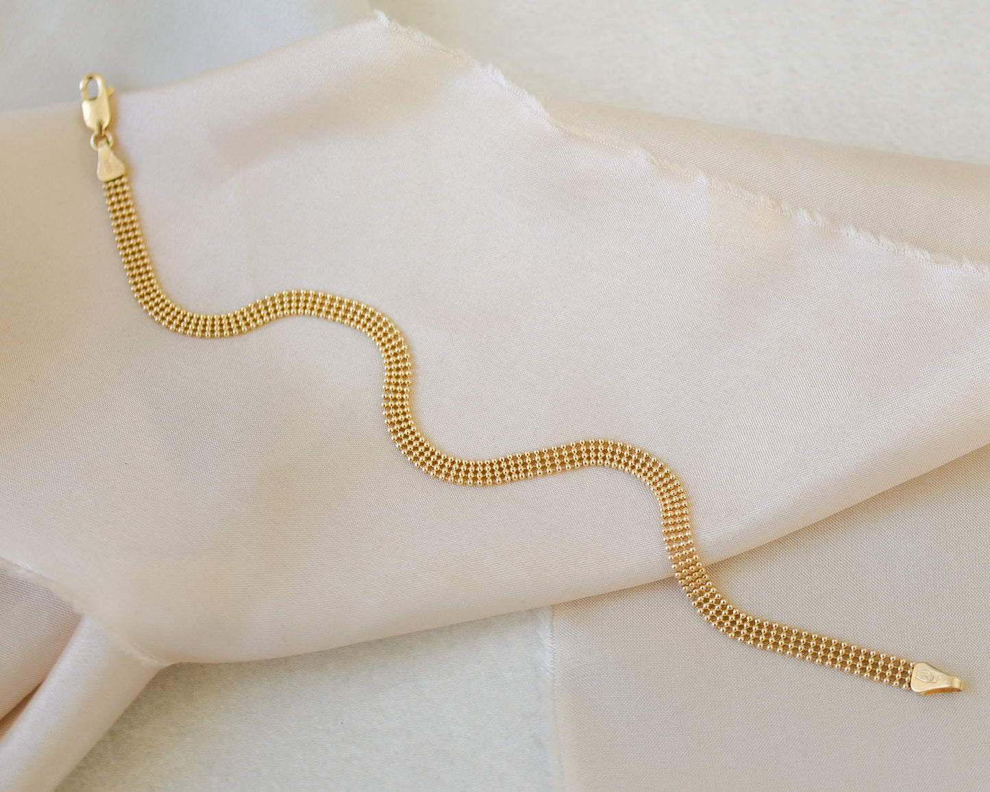 14ct yellow gold fancy link mesh bracelet