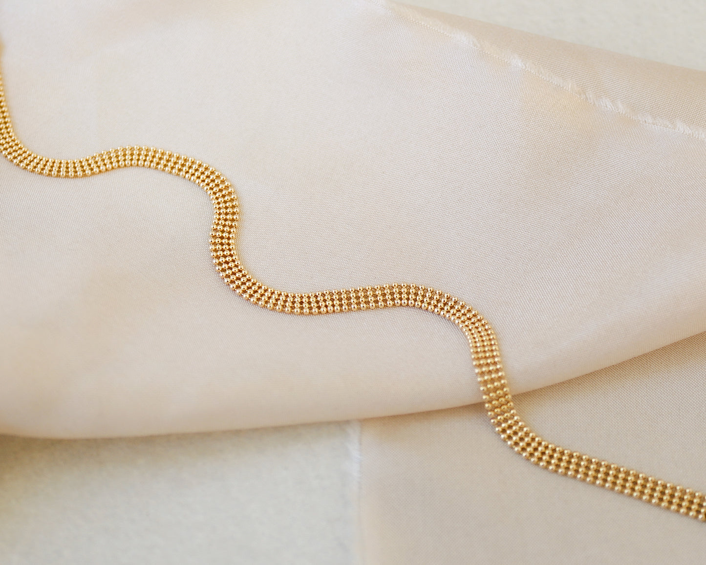 14ct yellow gold fancy link mesh bracelet