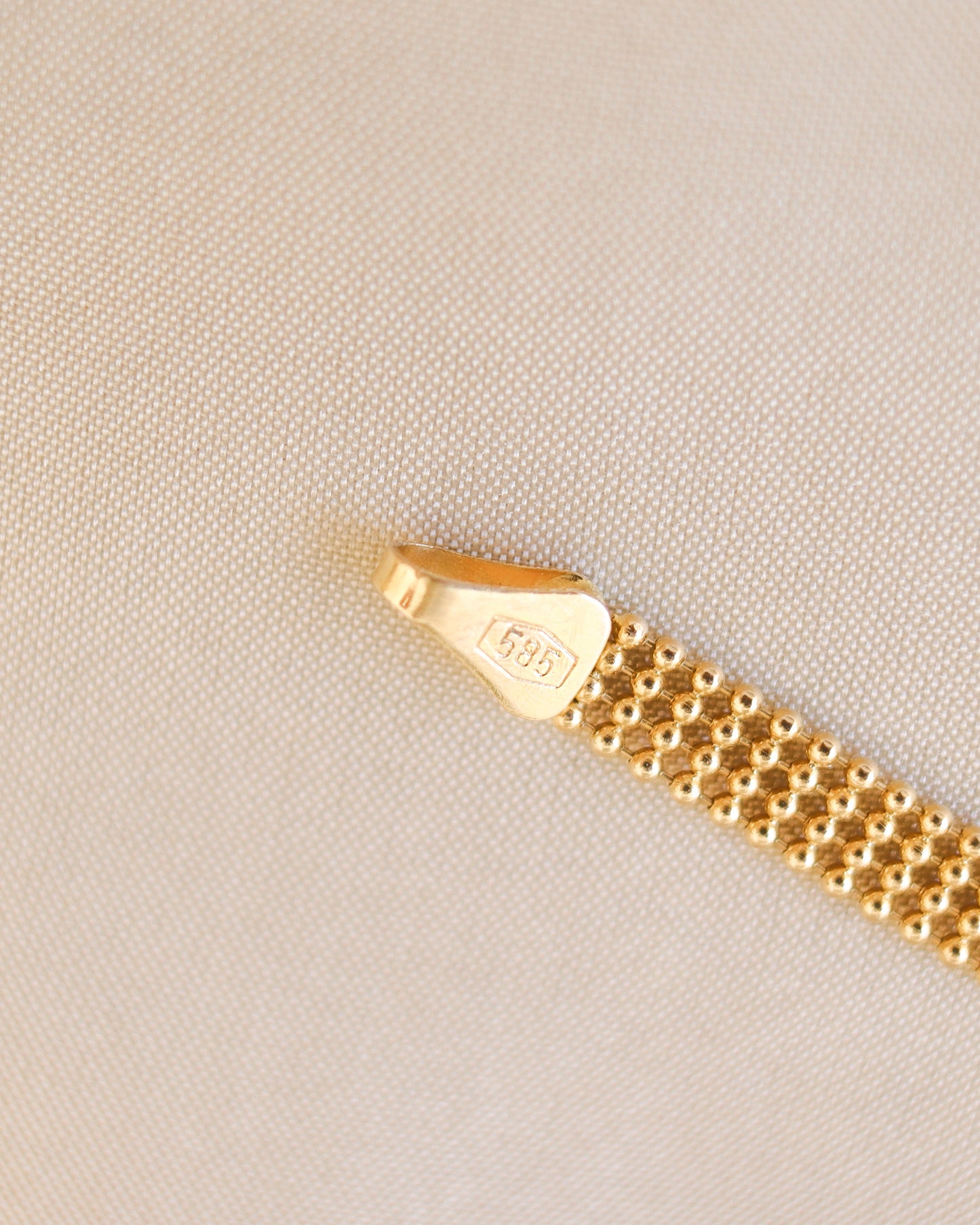 14ct yellow gold fancy link mesh bracelet
