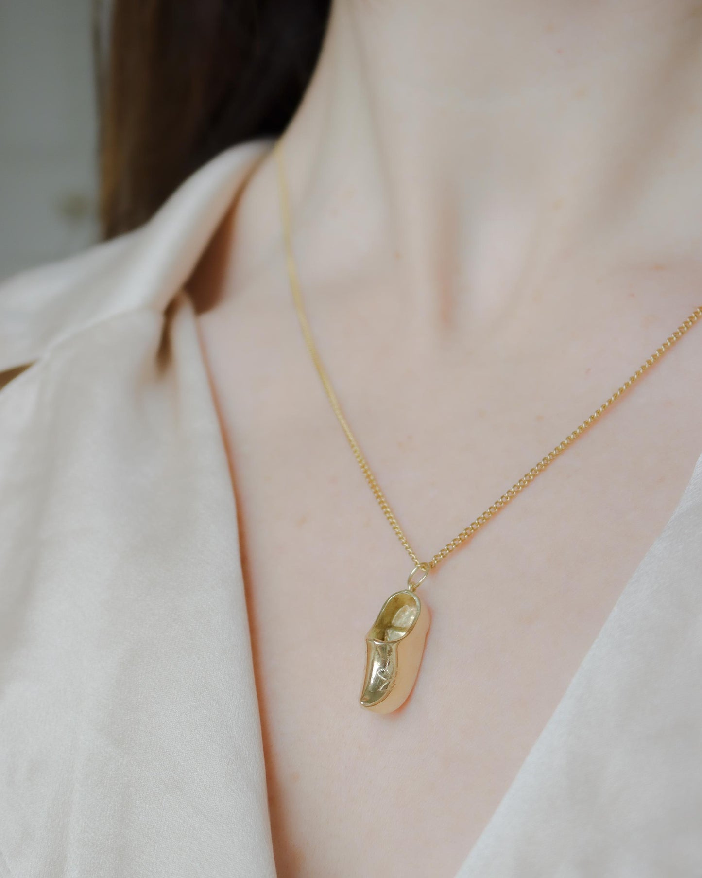 14ct gold Dutch Clog pendant charm