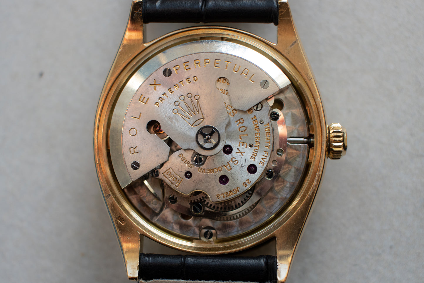 Rolex Oyster Perpetual in 18ct Yellow Gold with Black Dial - 6564 mid 1950's
