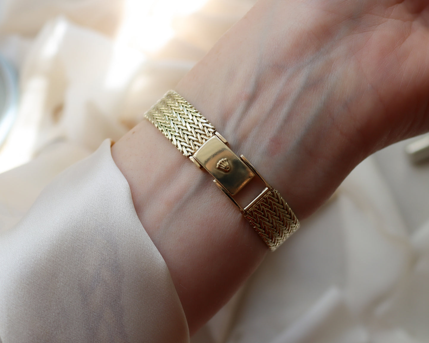14ct gold vintage Rolex watch from 1977