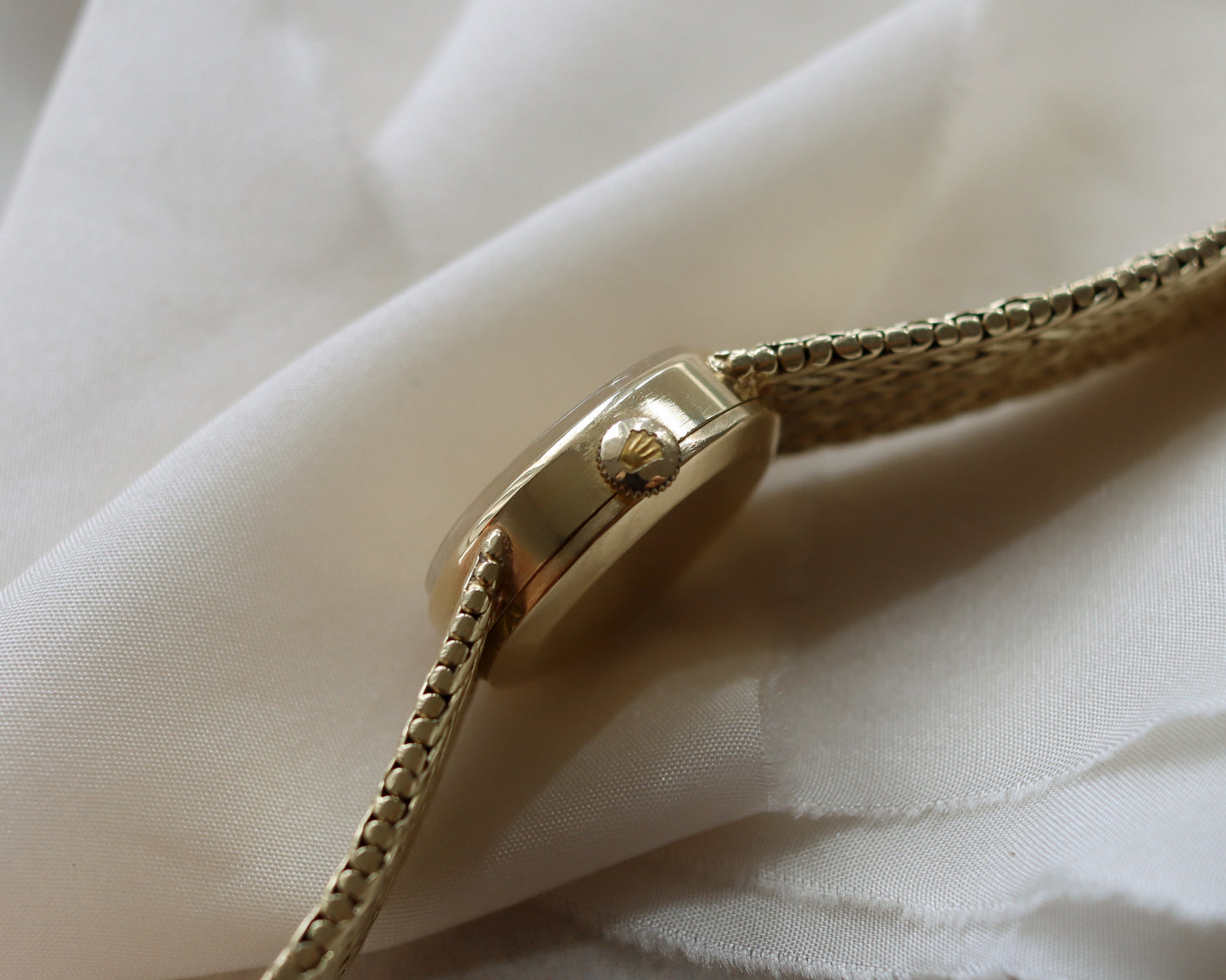 14ct gold vintage Rolex watch from 1977