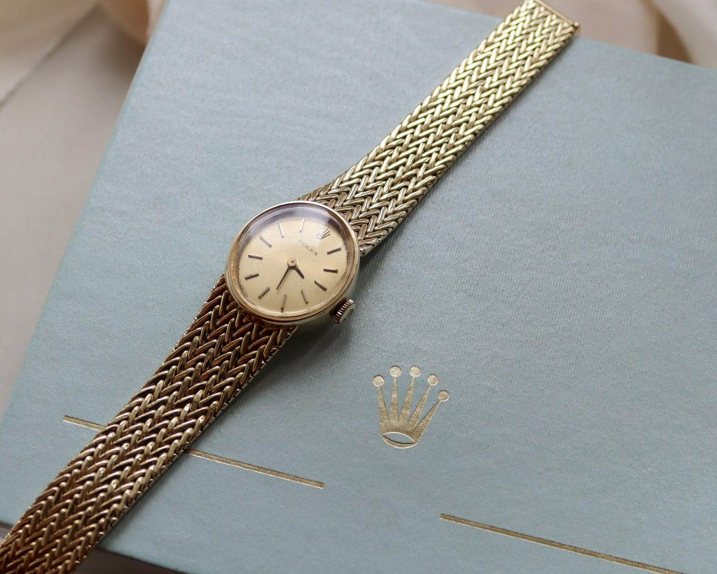 14ct gold vintage Rolex watch from 1977