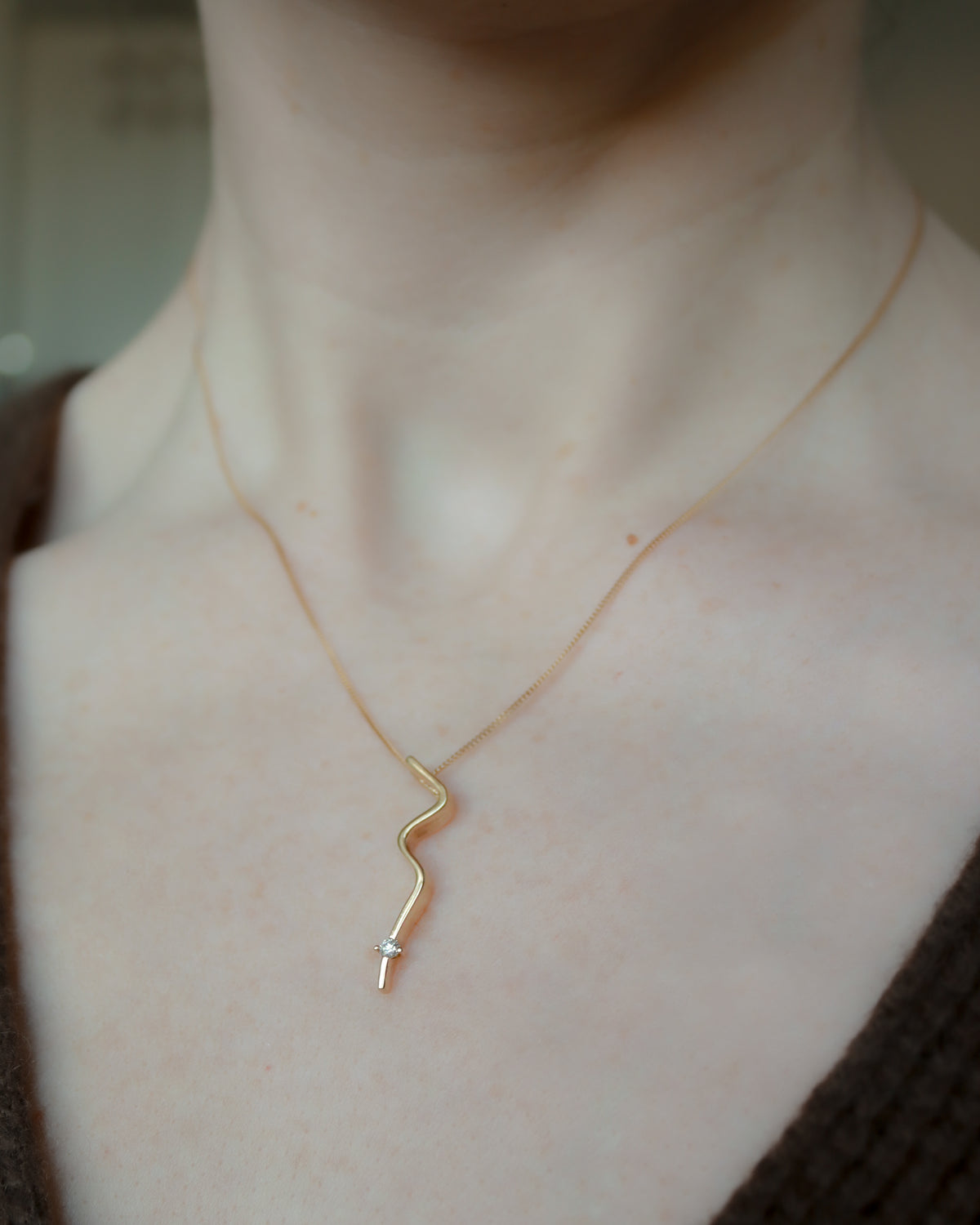 Vintage 18ct Gold Diamond Wave Pendant | Italian