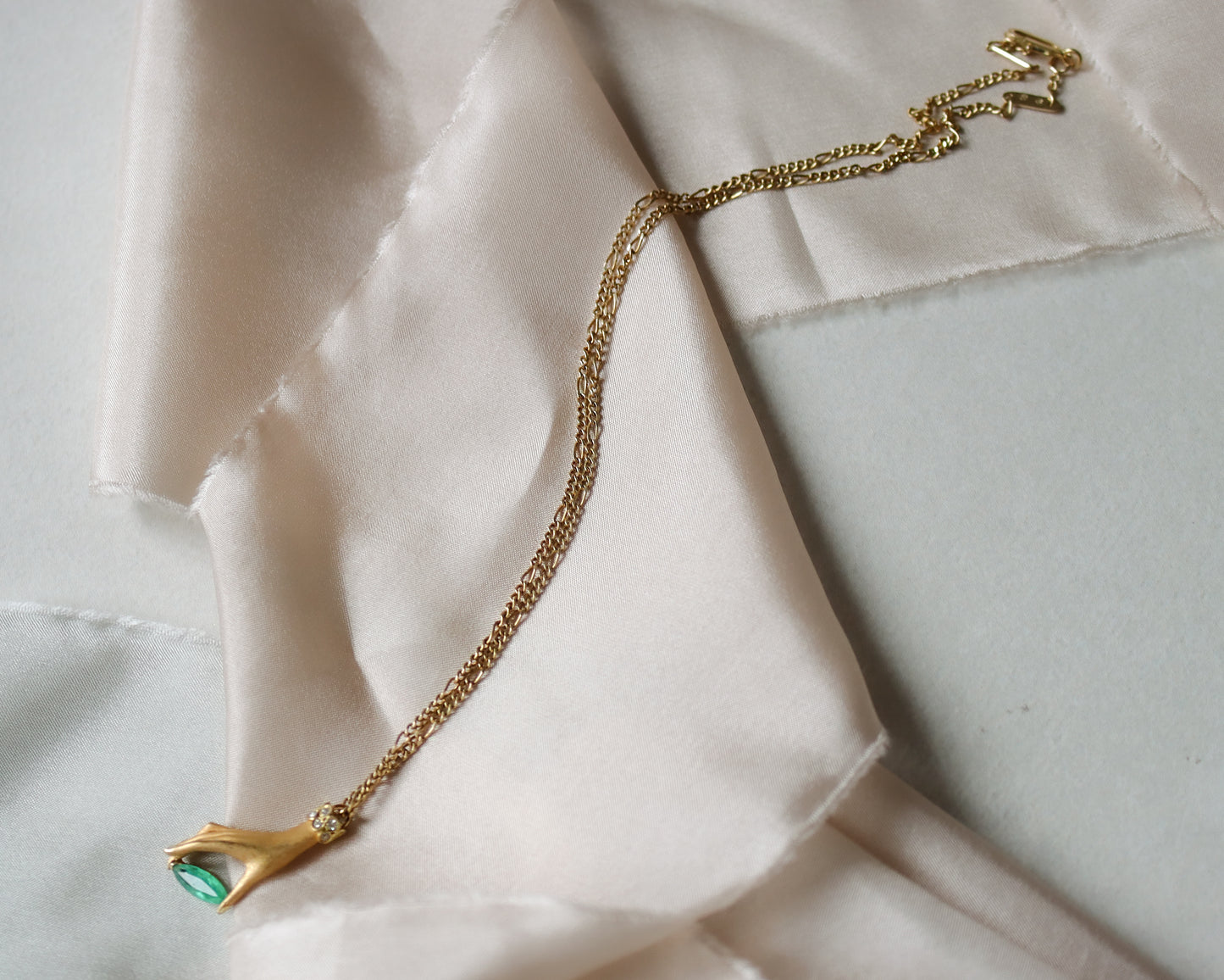 18ct gold Carrera y Carrera emerald and diamond hand pendant necklace