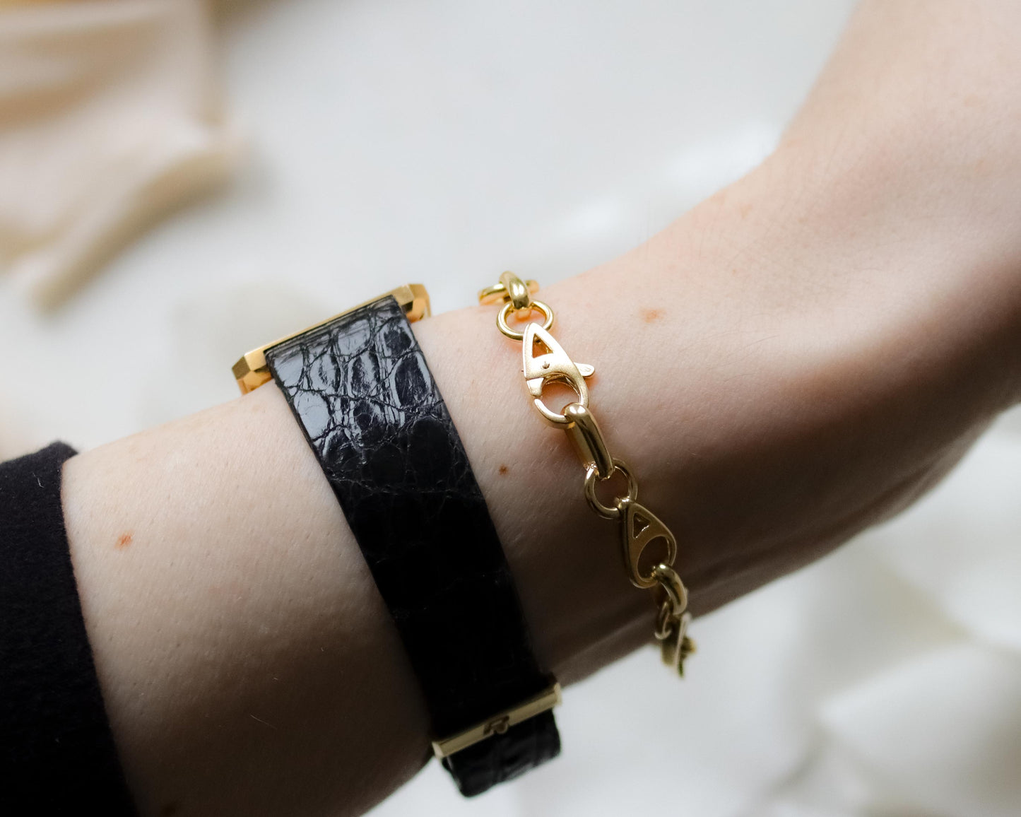 Asprey London 18ct gold bauhaus inspired link bracelet