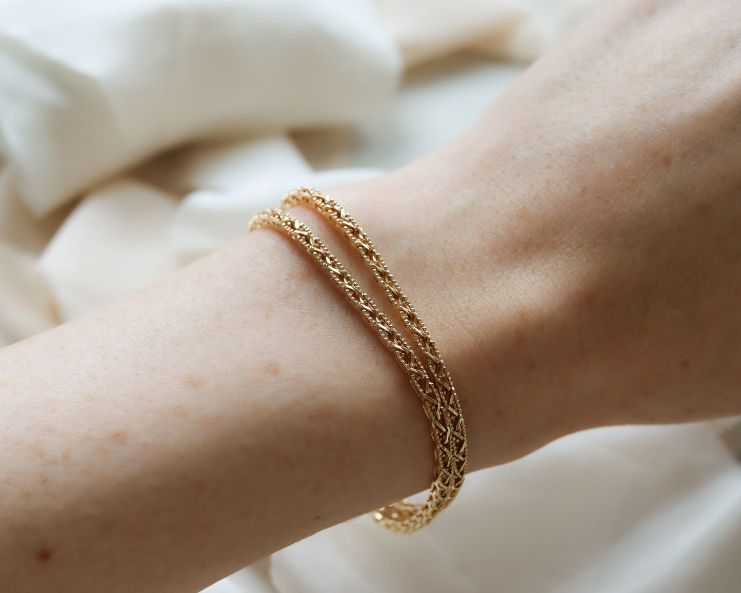 18ct gold double fancy link chain bracelet