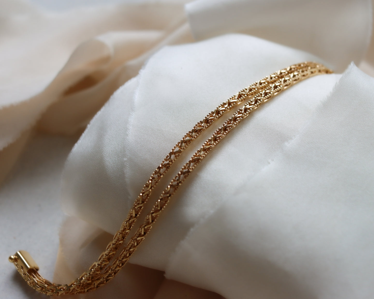 18ct gold double fancy link chain bracelet