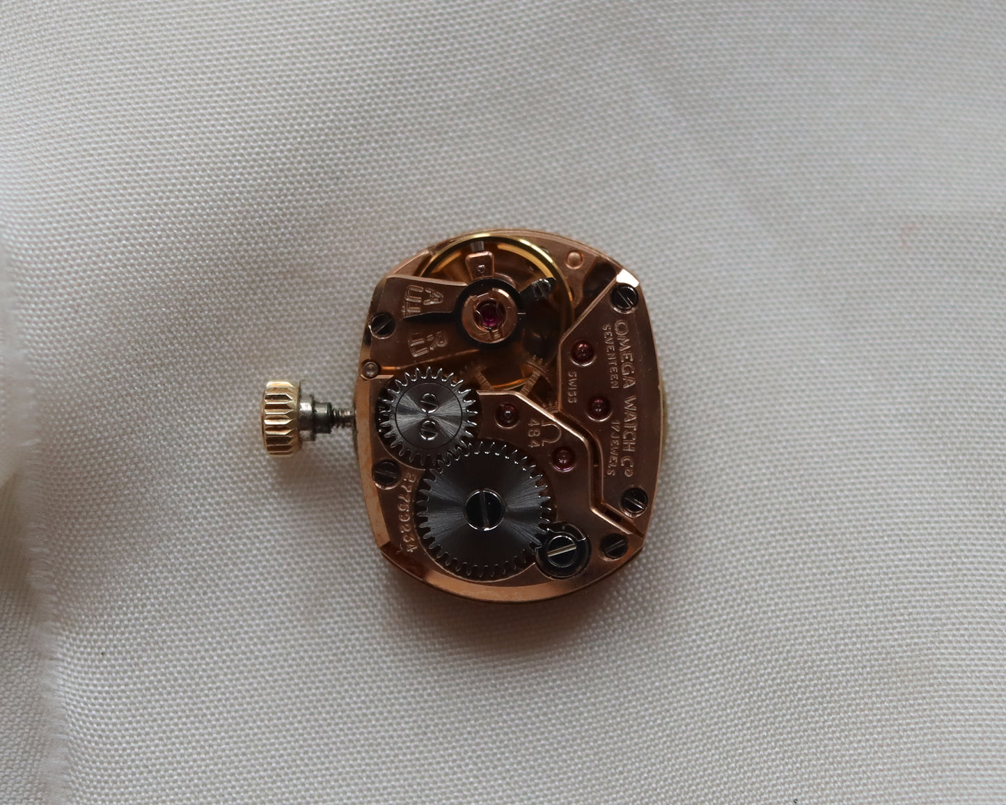Stunning 1970's 18ct gold Omega watch with flat link bracelet