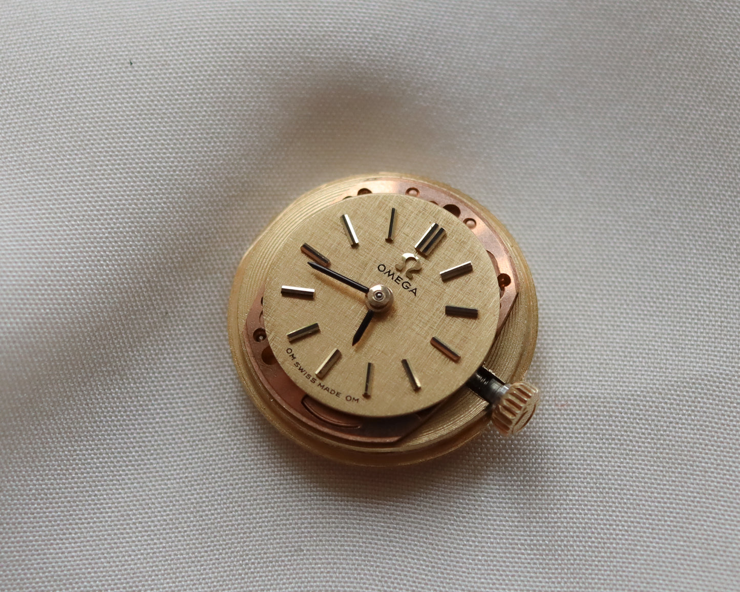Stunning 1970's 18ct gold Omega watch with flat link bracelet