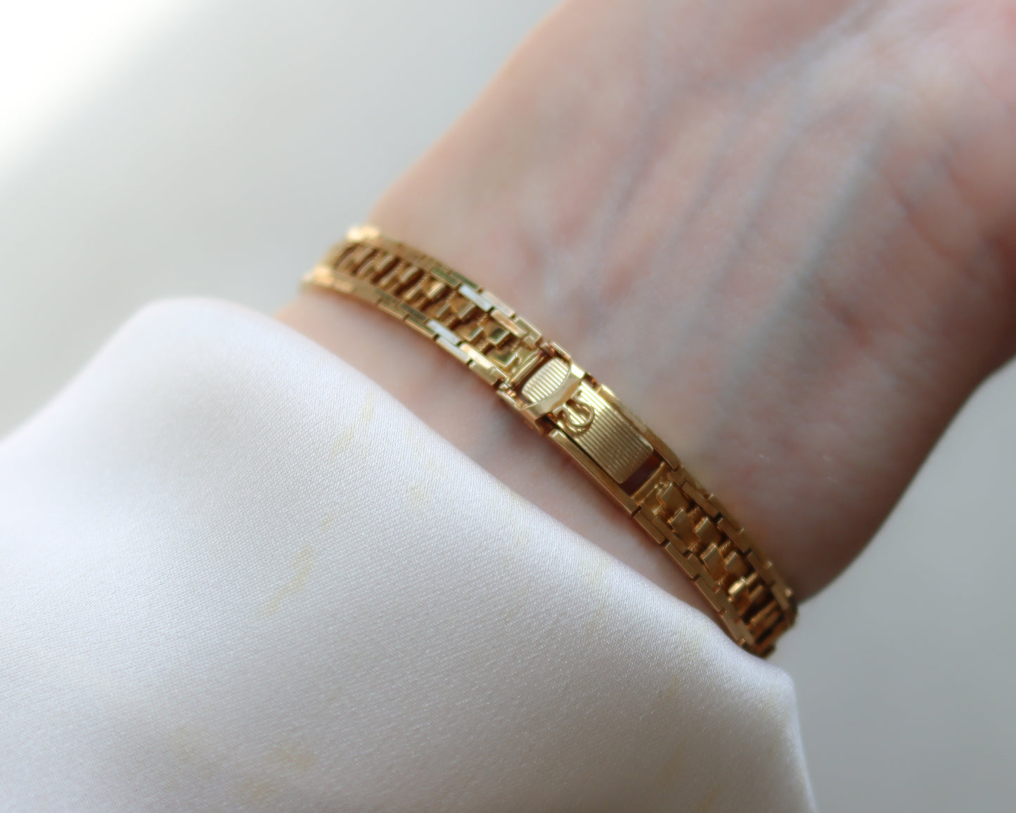 Sensational 18ct gold Omega watch with fancy link bracelet