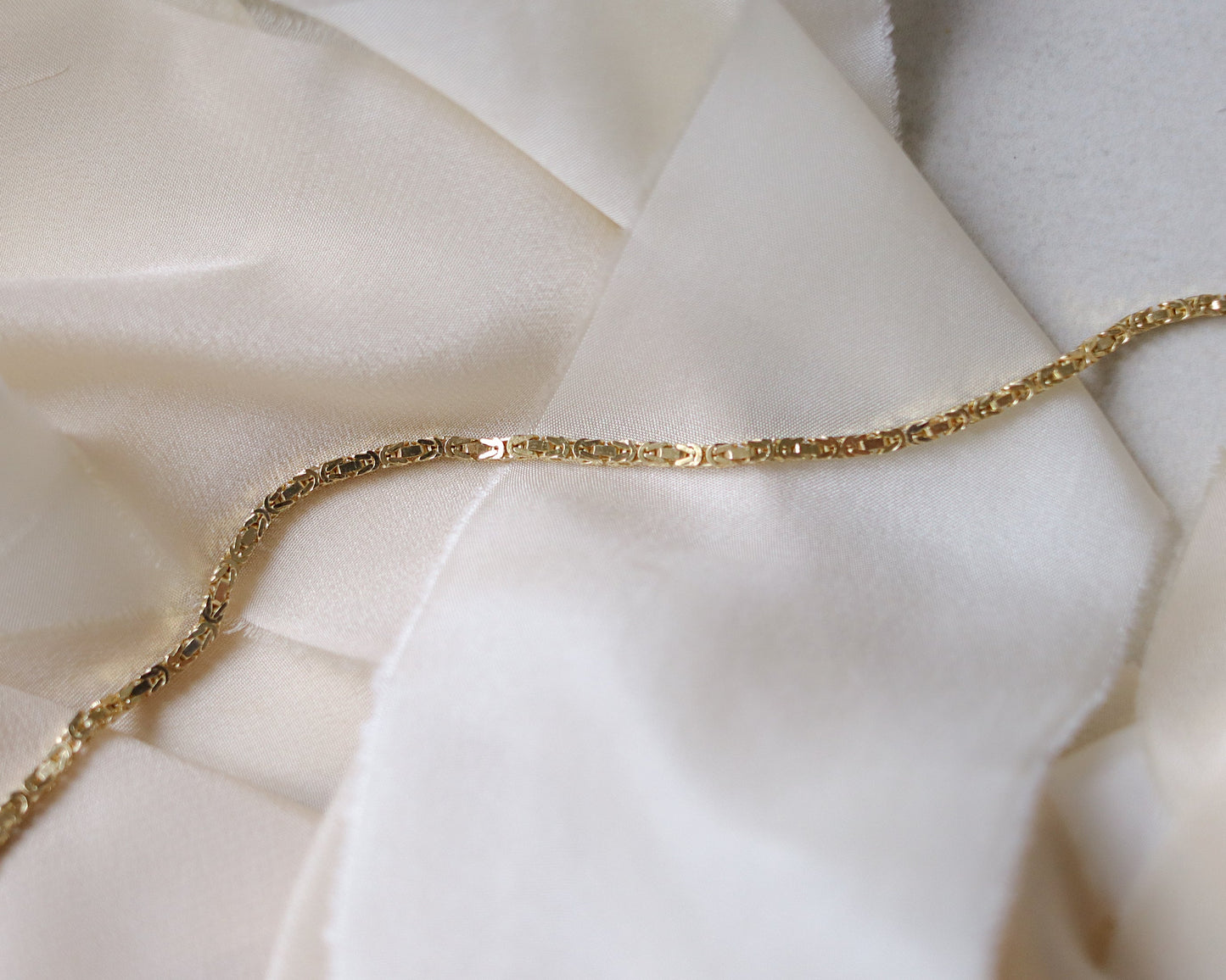 Remaining amoun tdue for Vintage 9ct gold Byzantine bracelet chain