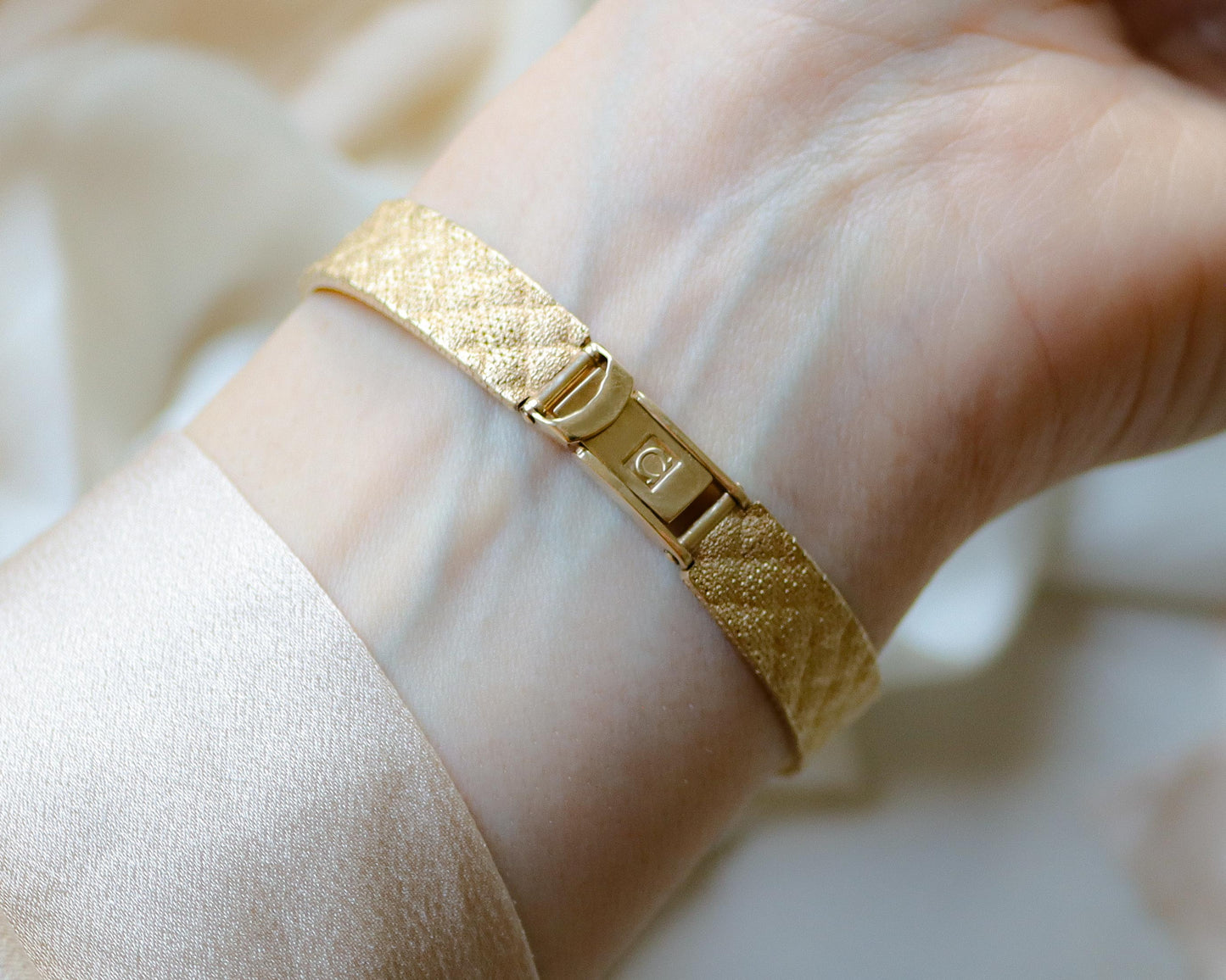 1970's Omega 9ct gold ladies wristwatch