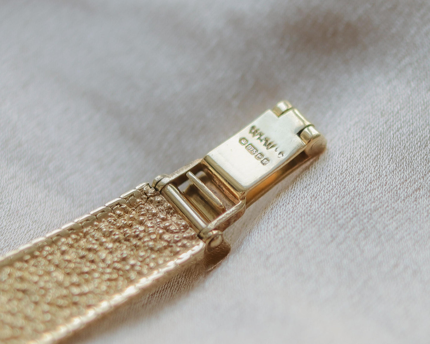 1970's Omega 9ct gold ladies wristwatch