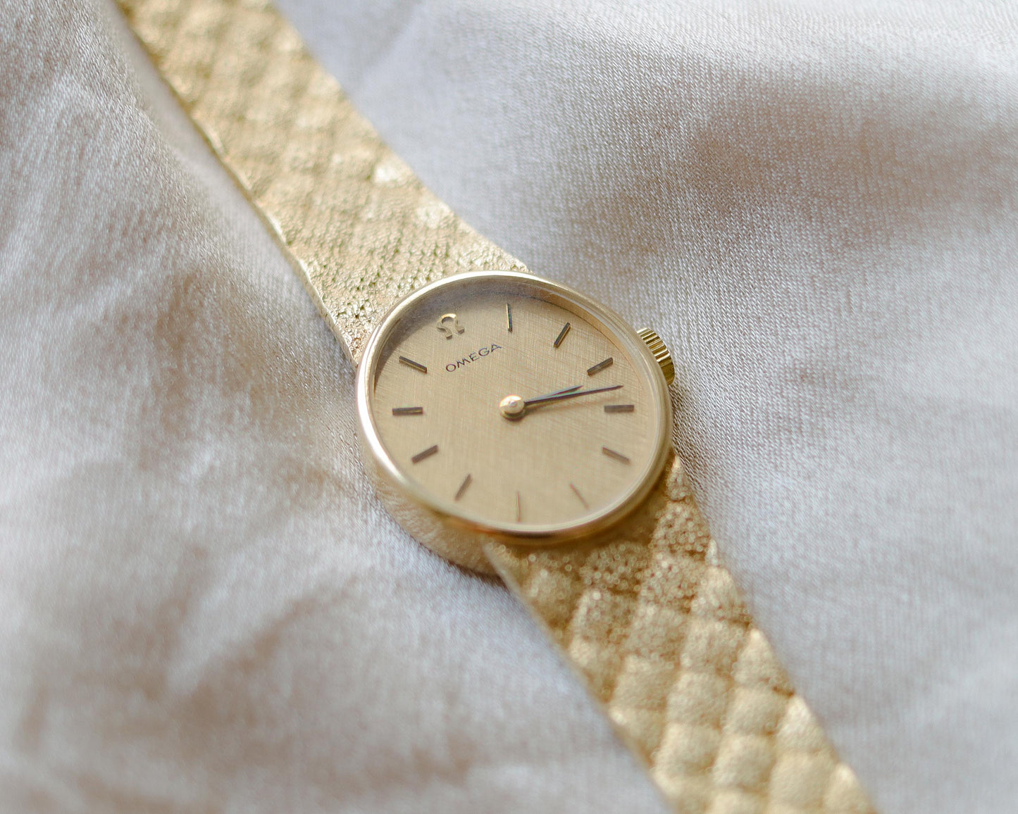 1970's Omega 9ct gold ladies wristwatch