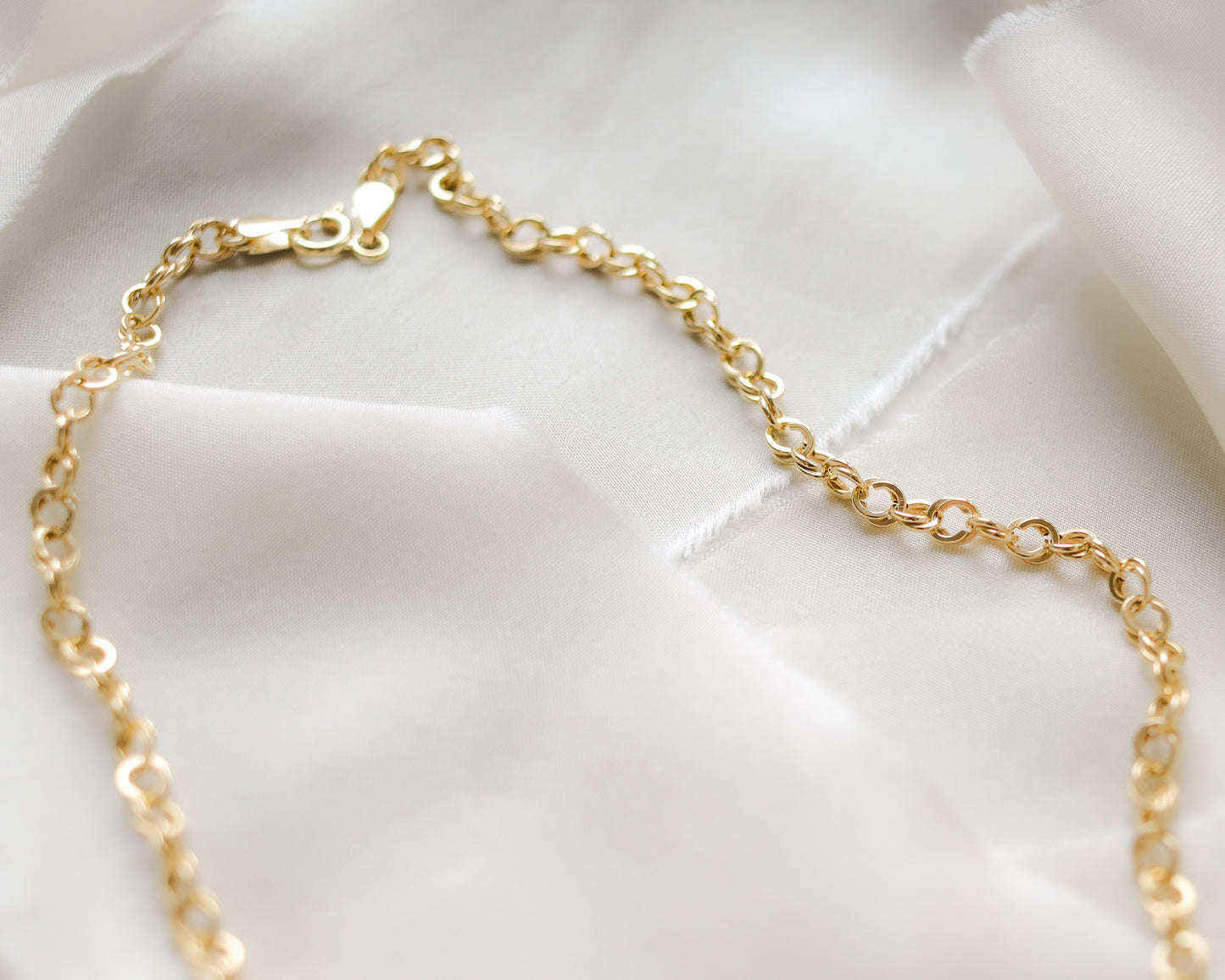 9ct yellow gold Bismarck necklace chain