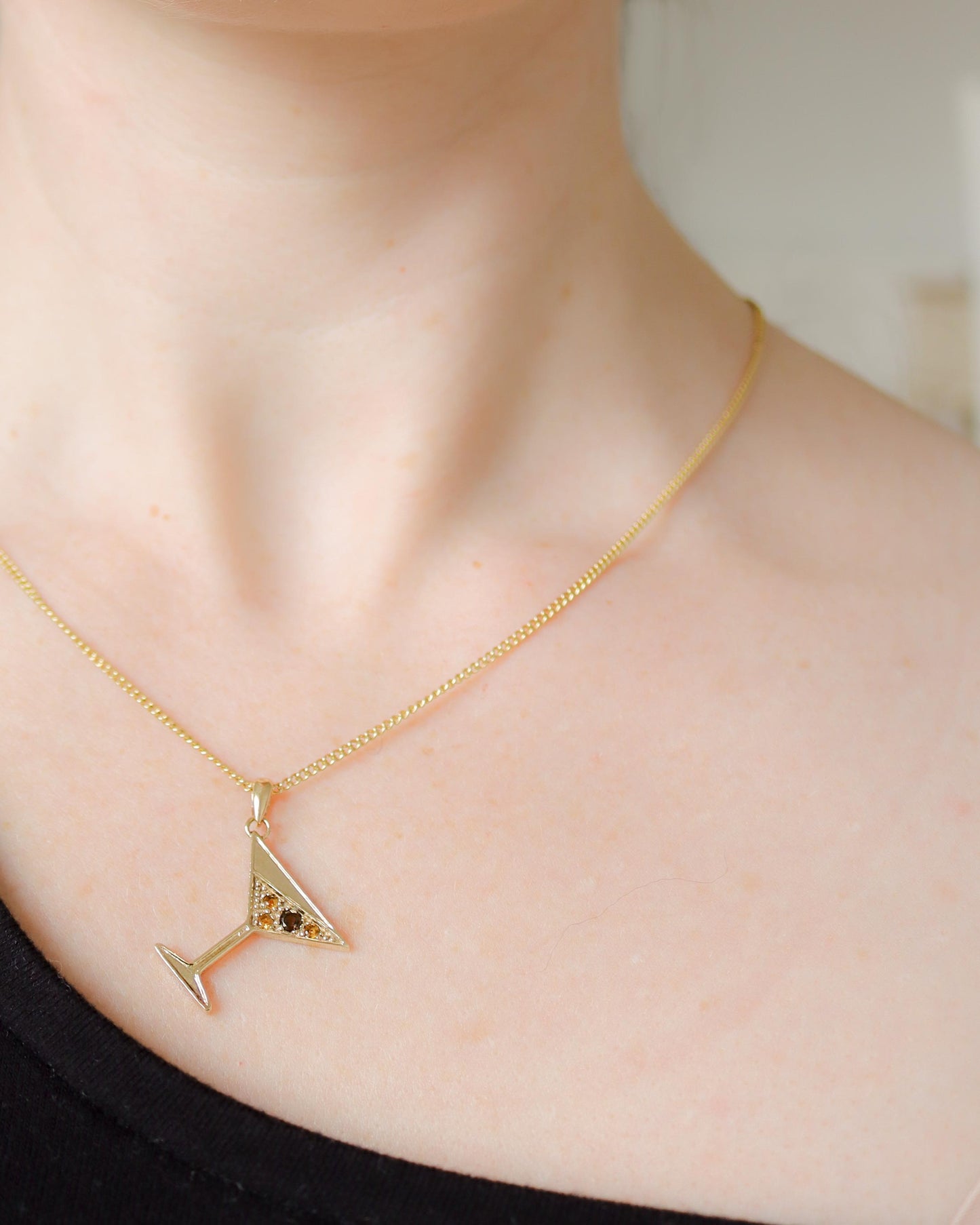 9ct gold martini cocktail pendant