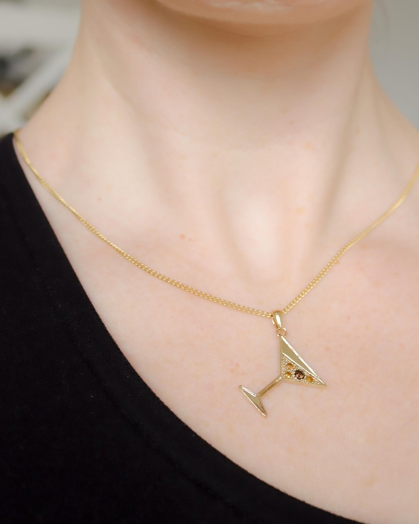 9ct gold martini cocktail pendant