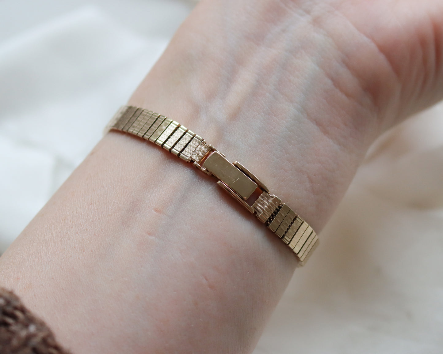 Stunning 9ct gold Omega watch with fancy link bracelet from 1961
