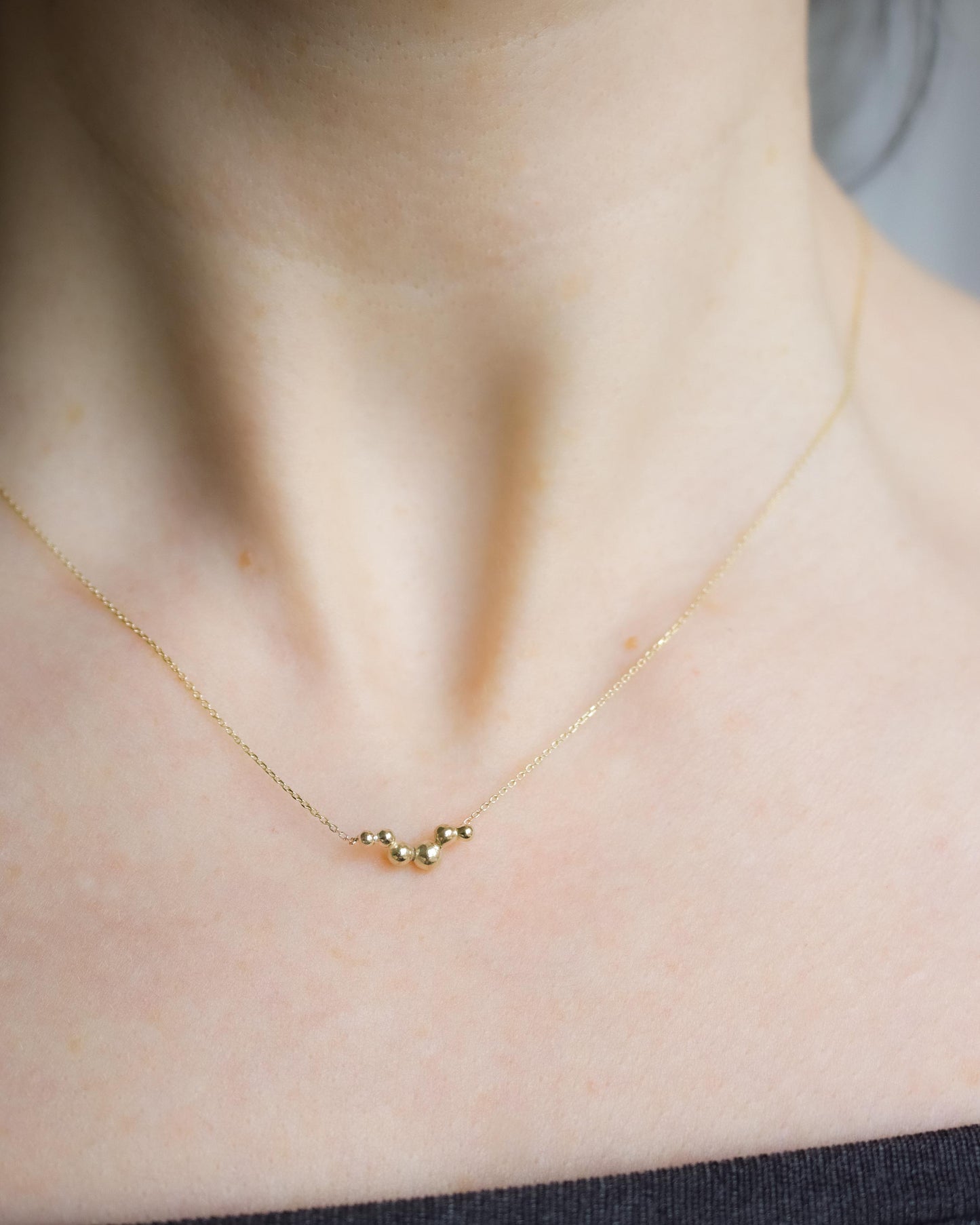 9ct gold granulated necklace
