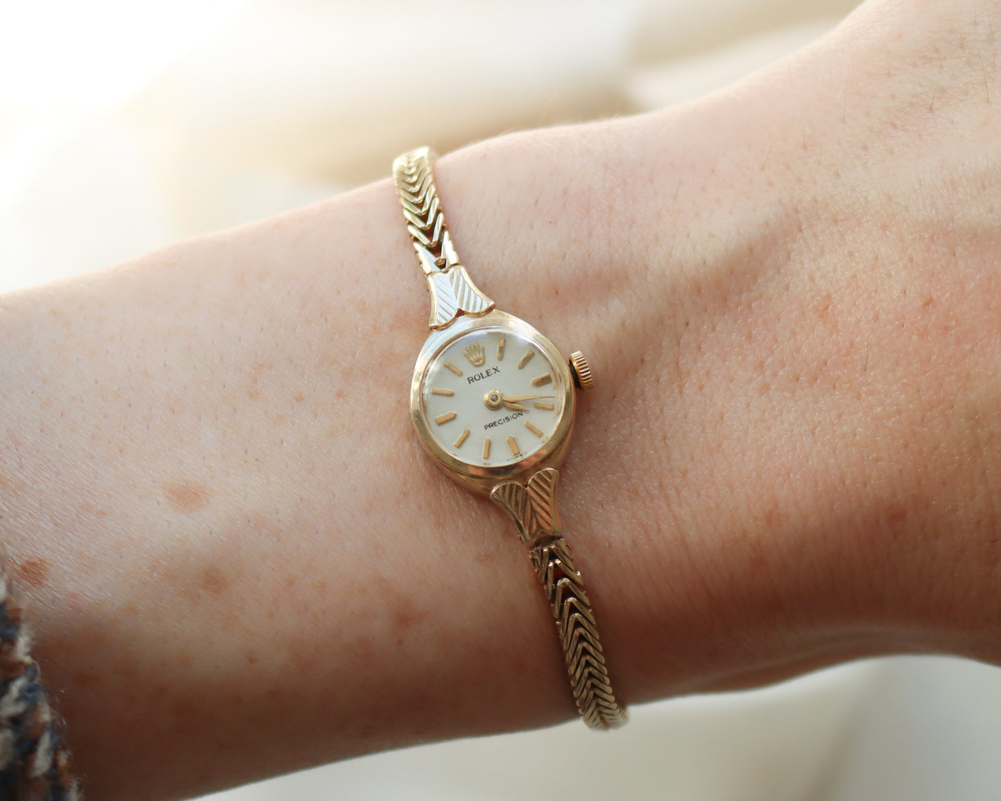 Ladies Rolex precision 9ct gold herringbone watch from 1963