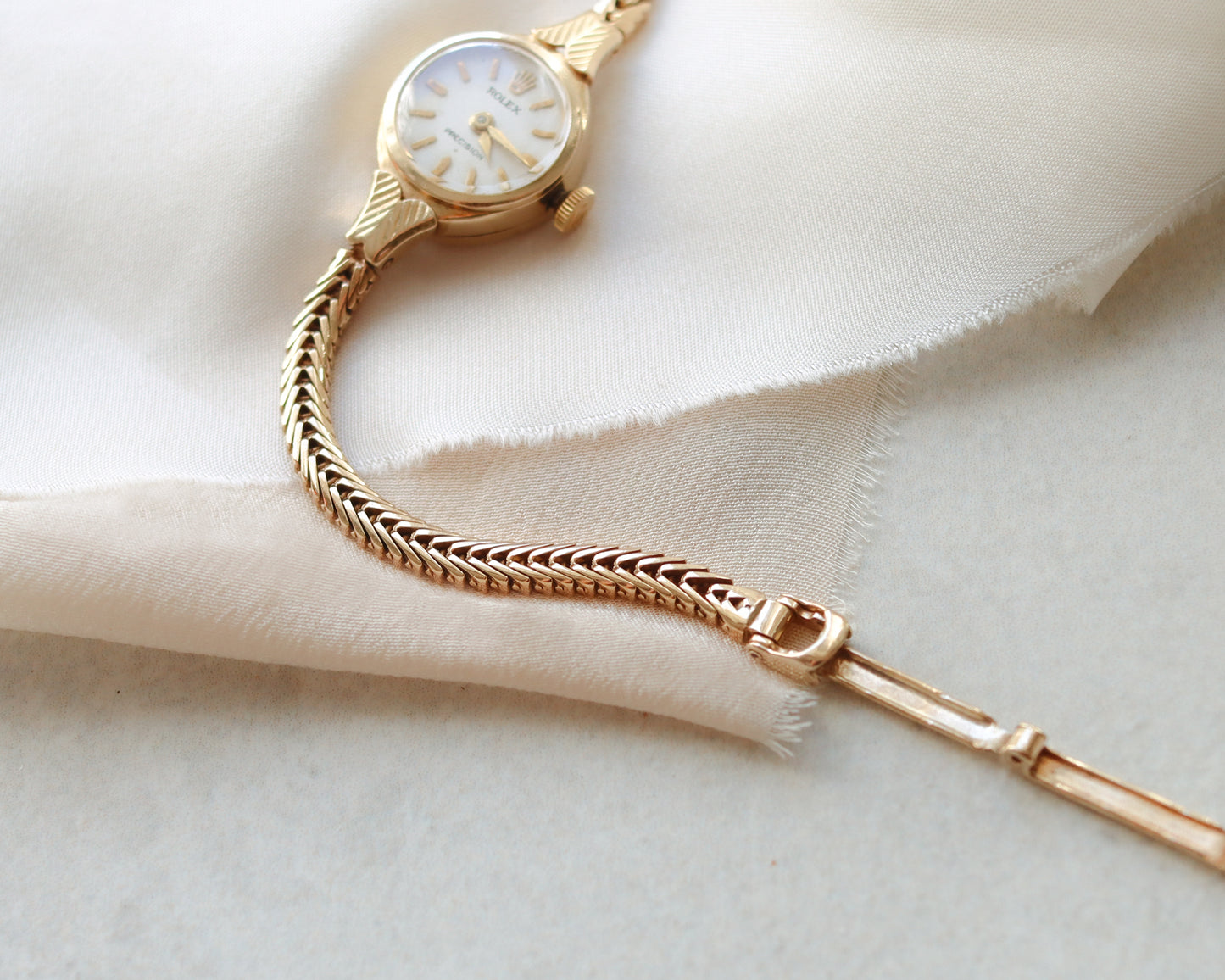 Ladies Rolex precision 9ct gold herringbone watch from 1963