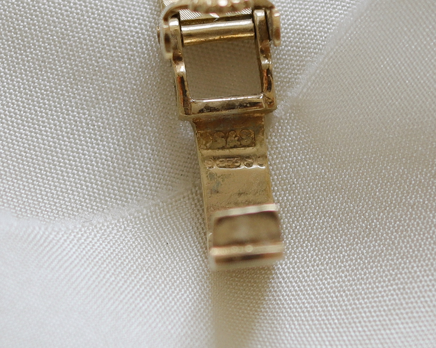 1965 9ct gold fancy bracelet Rolex watch