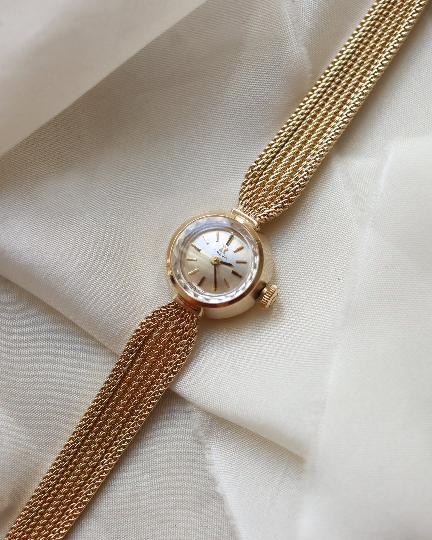 9ct gold Omega watch with mesh bracelet from 1985