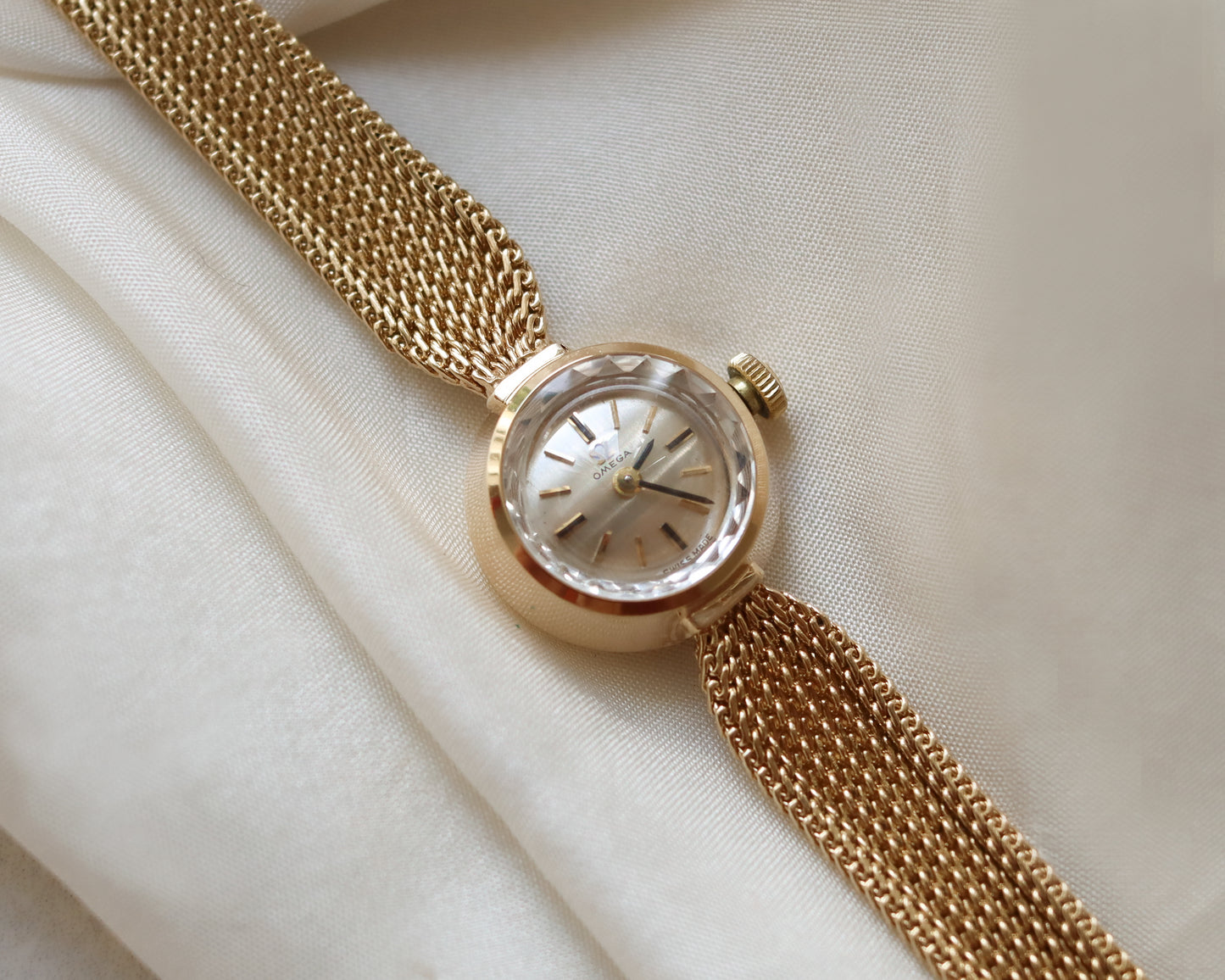 9ct gold Omega watch with mesh bracelet from 1985
