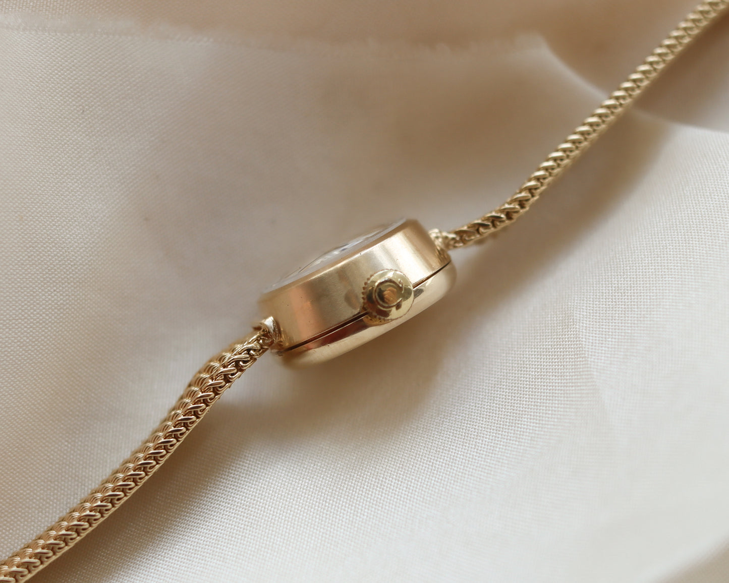 9ct gold Omega watch with mesh bracelet from 1985