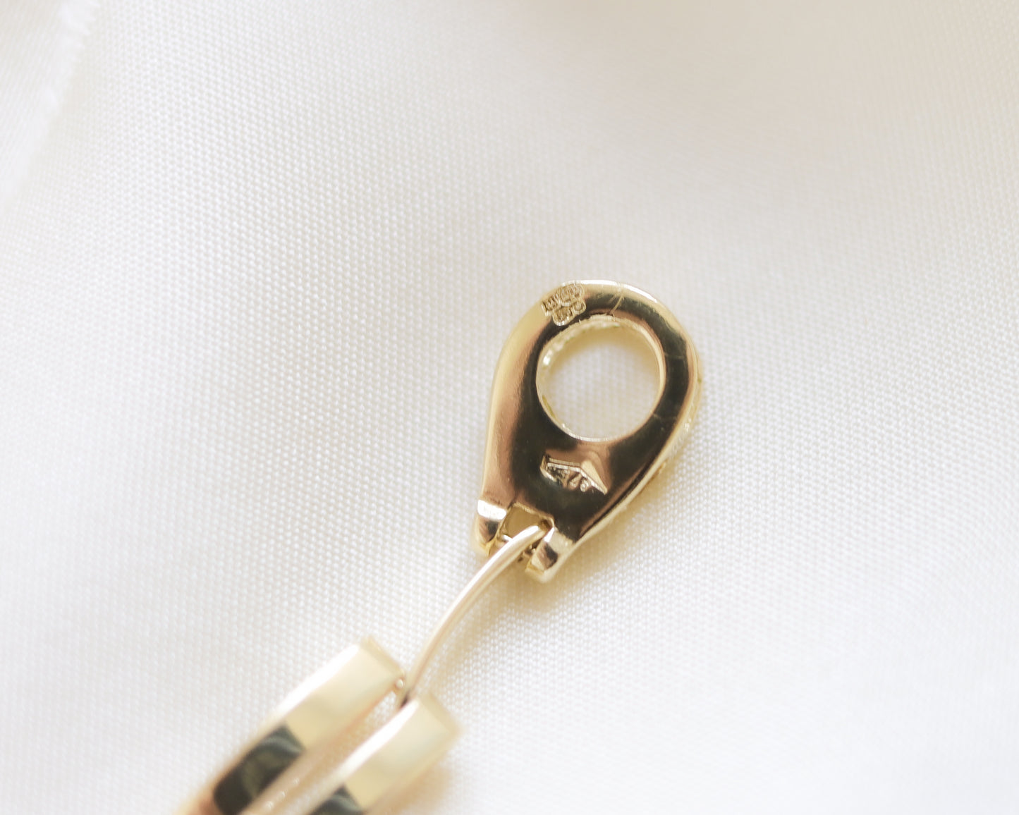 9ct yellow gold graduated fancy link necklace