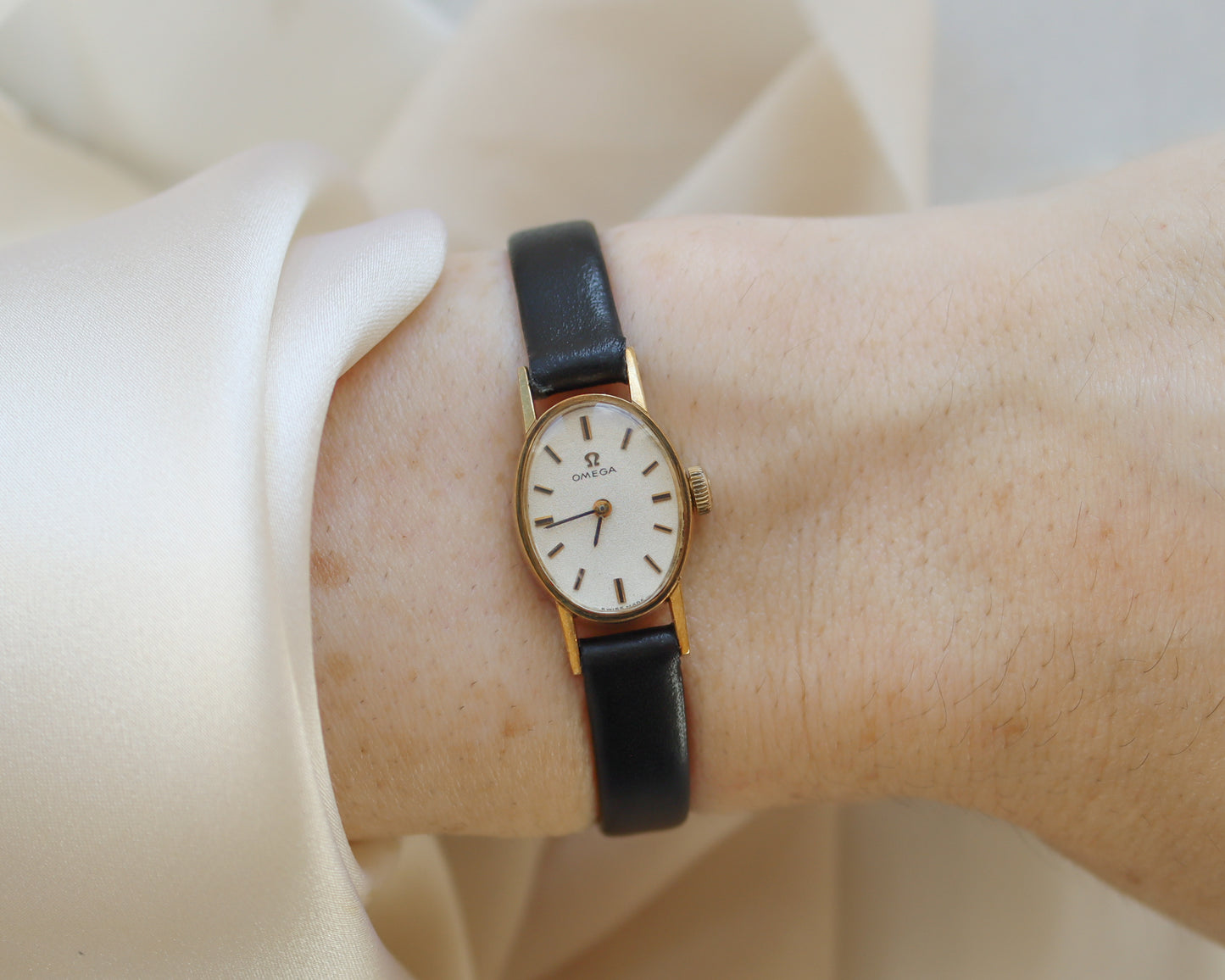 9ct gold oval Omega watch - 1972