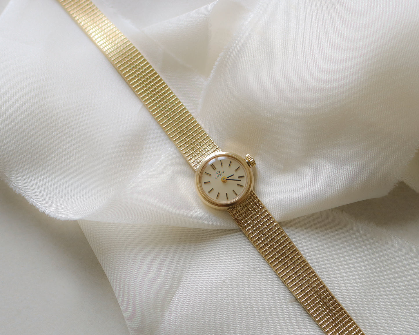 9ct yellow gold 70's Omega ladies watch