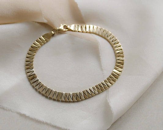 14ct gold fancy link statement bracelet
