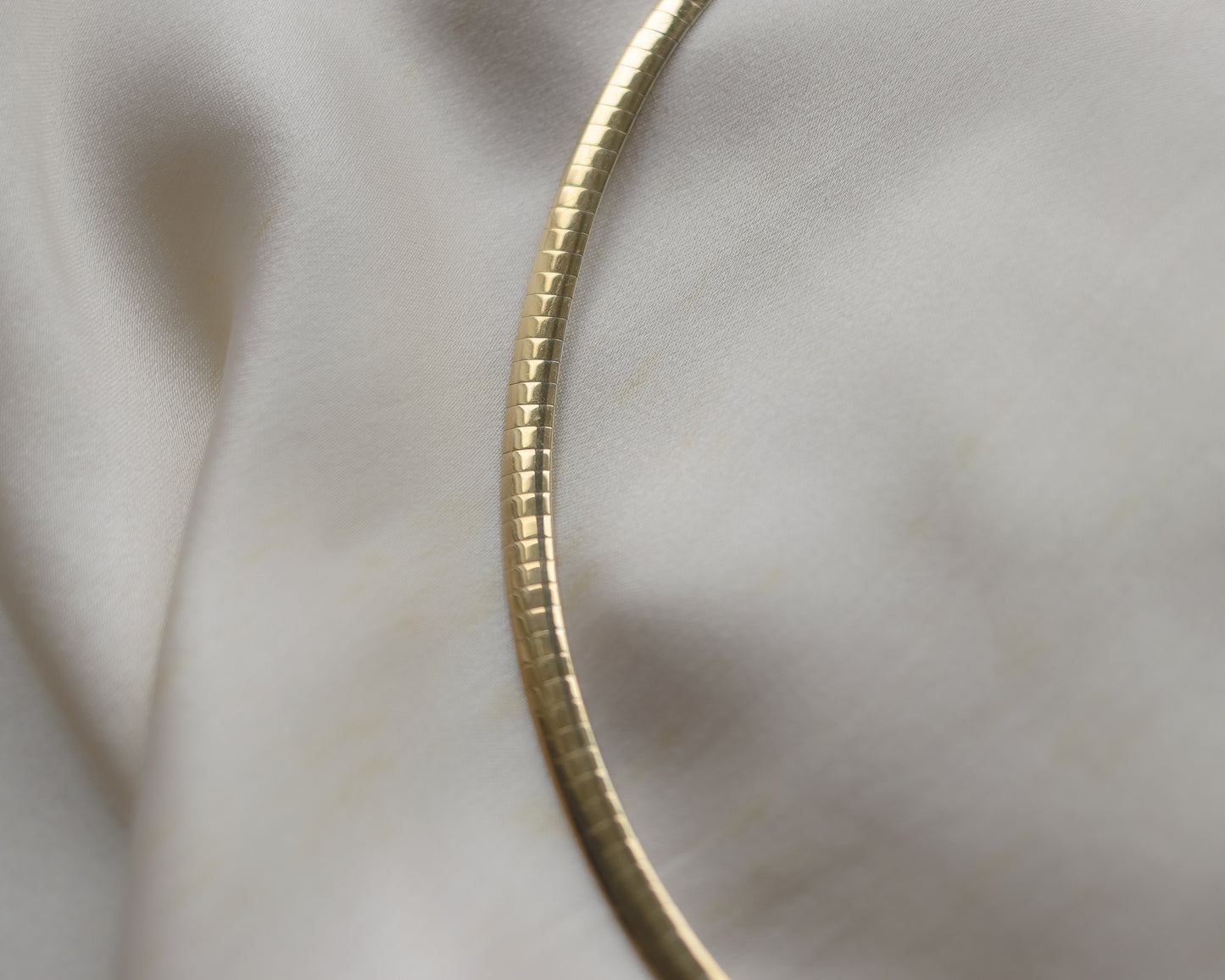 Vintage Aurafin 14ct Bi-Colour Gold Collar Necklace