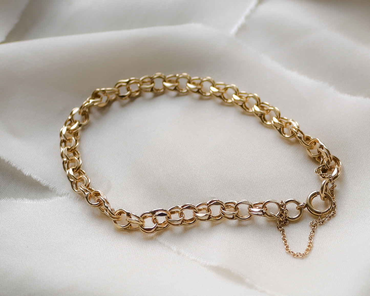 14ct gold Bismark link bracelet