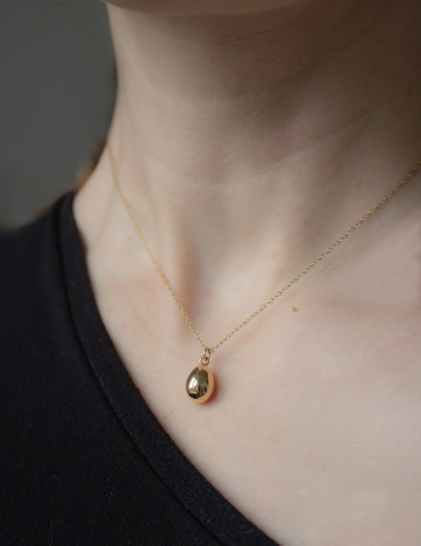 Solid 14ct Yellow Gold Egg Pendant Charm