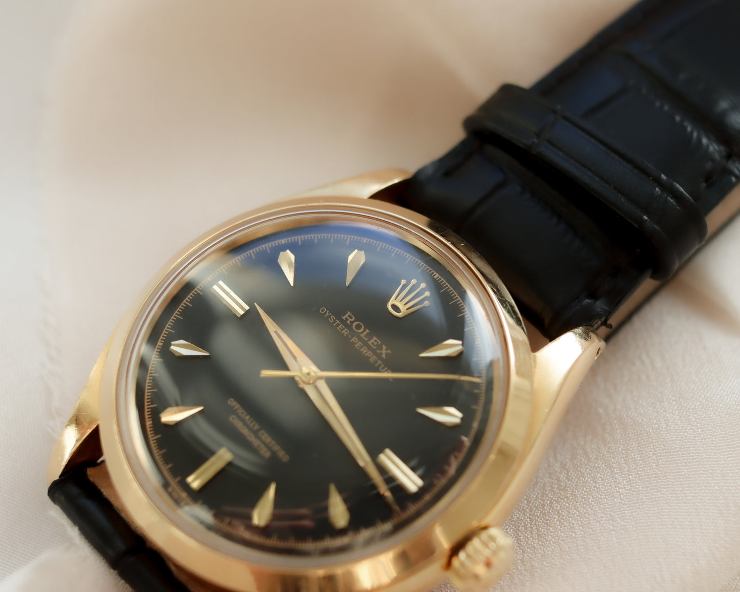Collectors piece Rolex Oyster Perpetual in 14ct Yellow Gold with Black Gilt Dial - mid 1950's