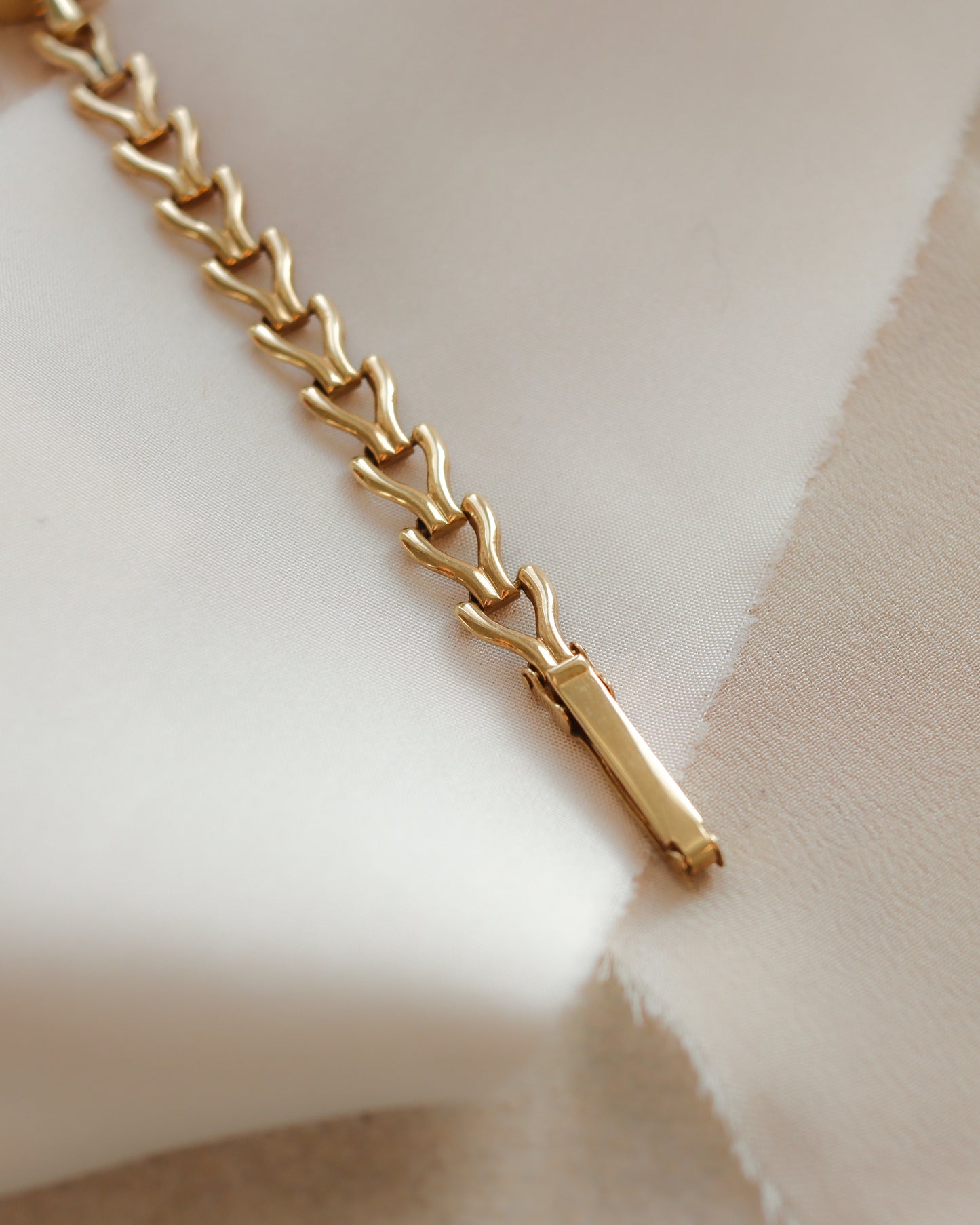 14ct Rolex precision watch with y-link bracelet - circa 1965