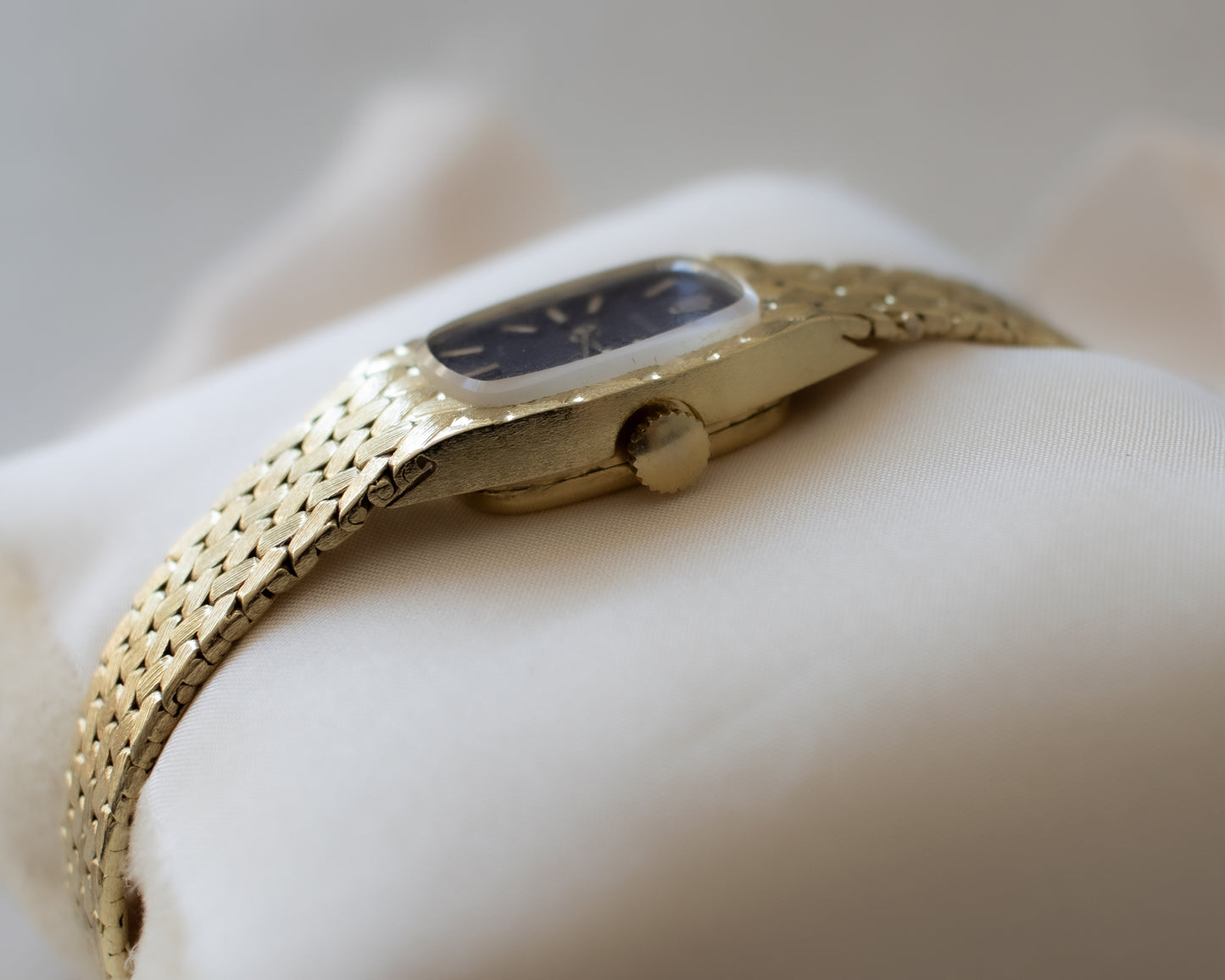 Rare Vintage Ladies Rolex 14ct Gold Bracelet Watch - 1970s