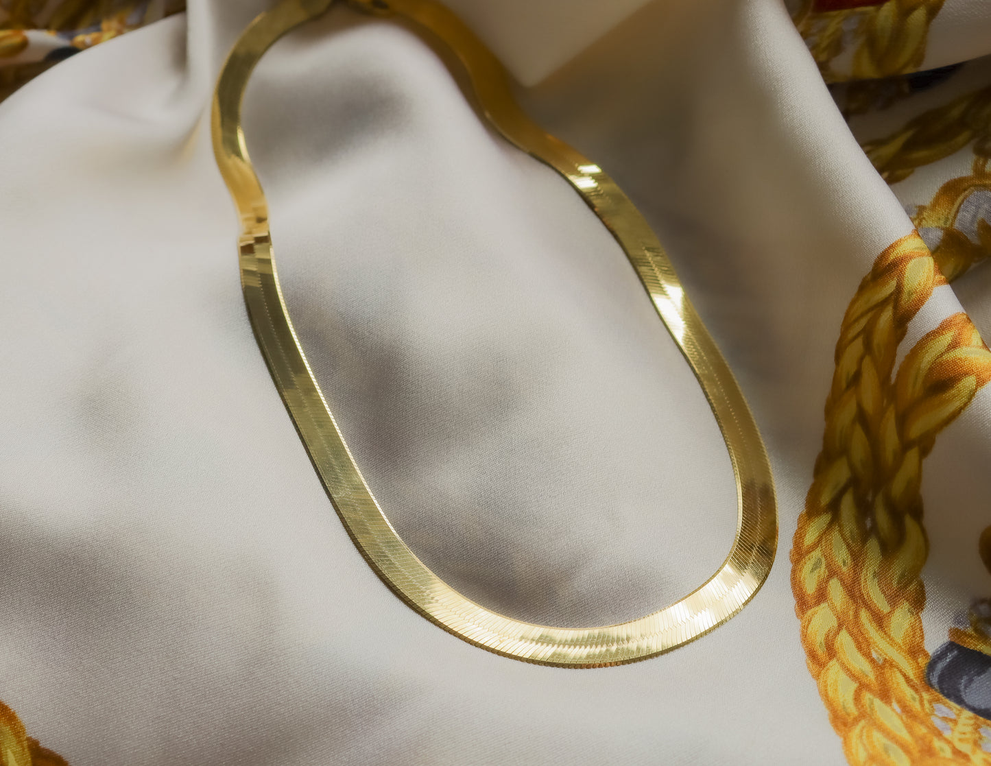 Vintage Milor 14ct Gold Flat Herringbone Necklace - 46cm
