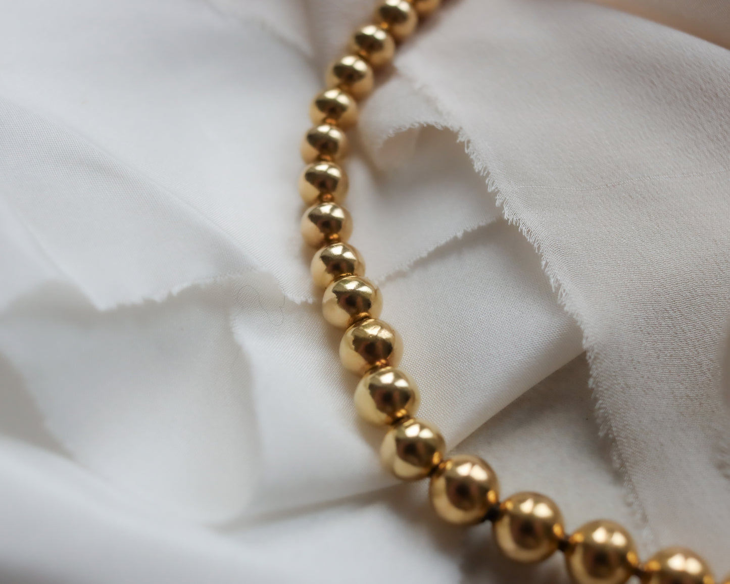 14ct Gold Graduated Bead Choker Necklace