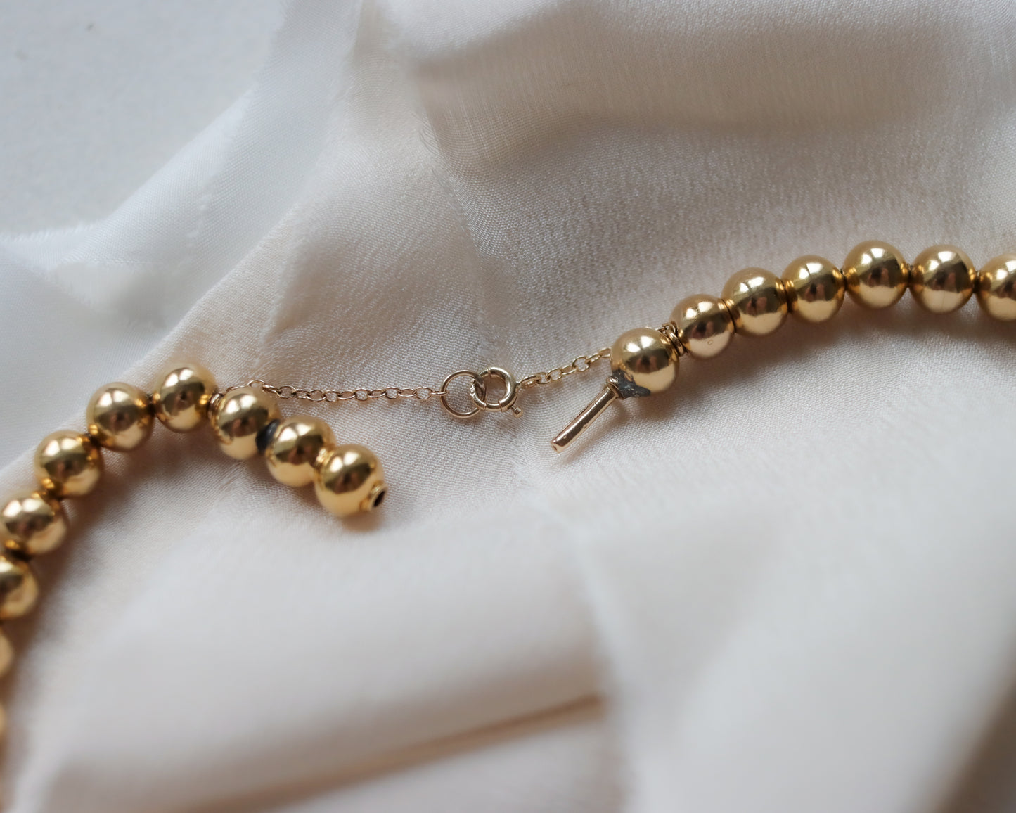 14ct Gold Graduated Bead Choker Necklace