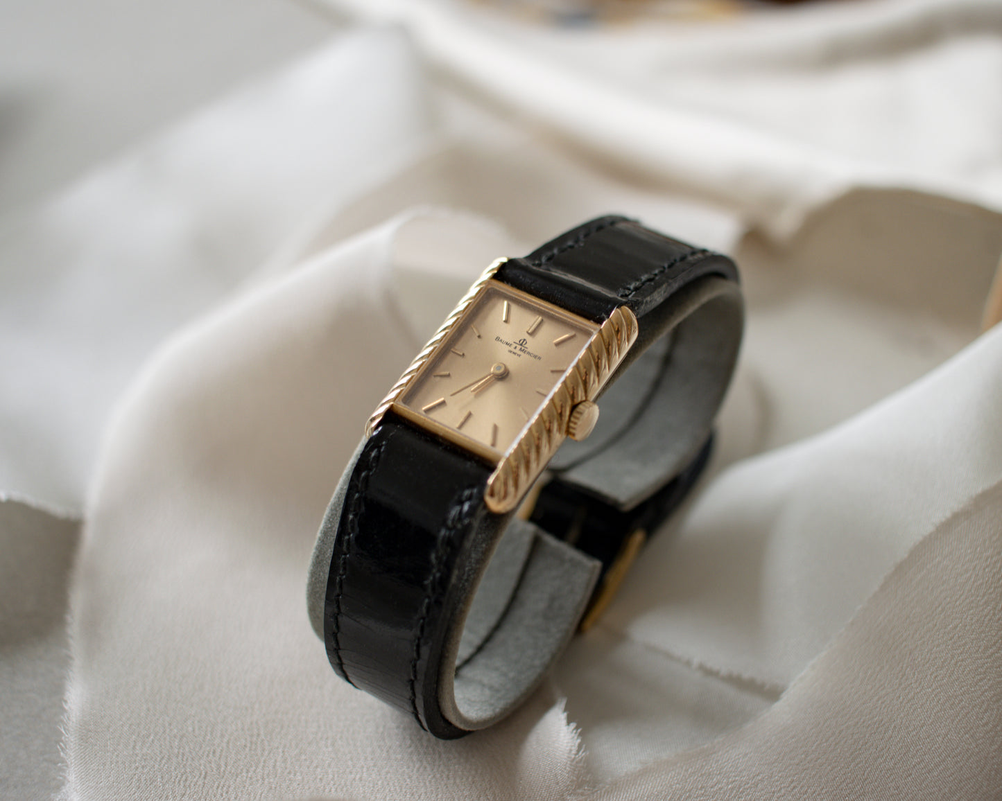 Vintage Baume & Mercier 18ct Gold Rectangular Tank Watch | 1974