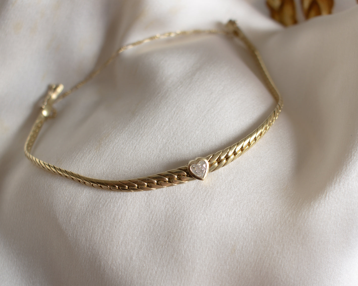 Italian 18ct Gold Diamond Heart Bracelet – 11g