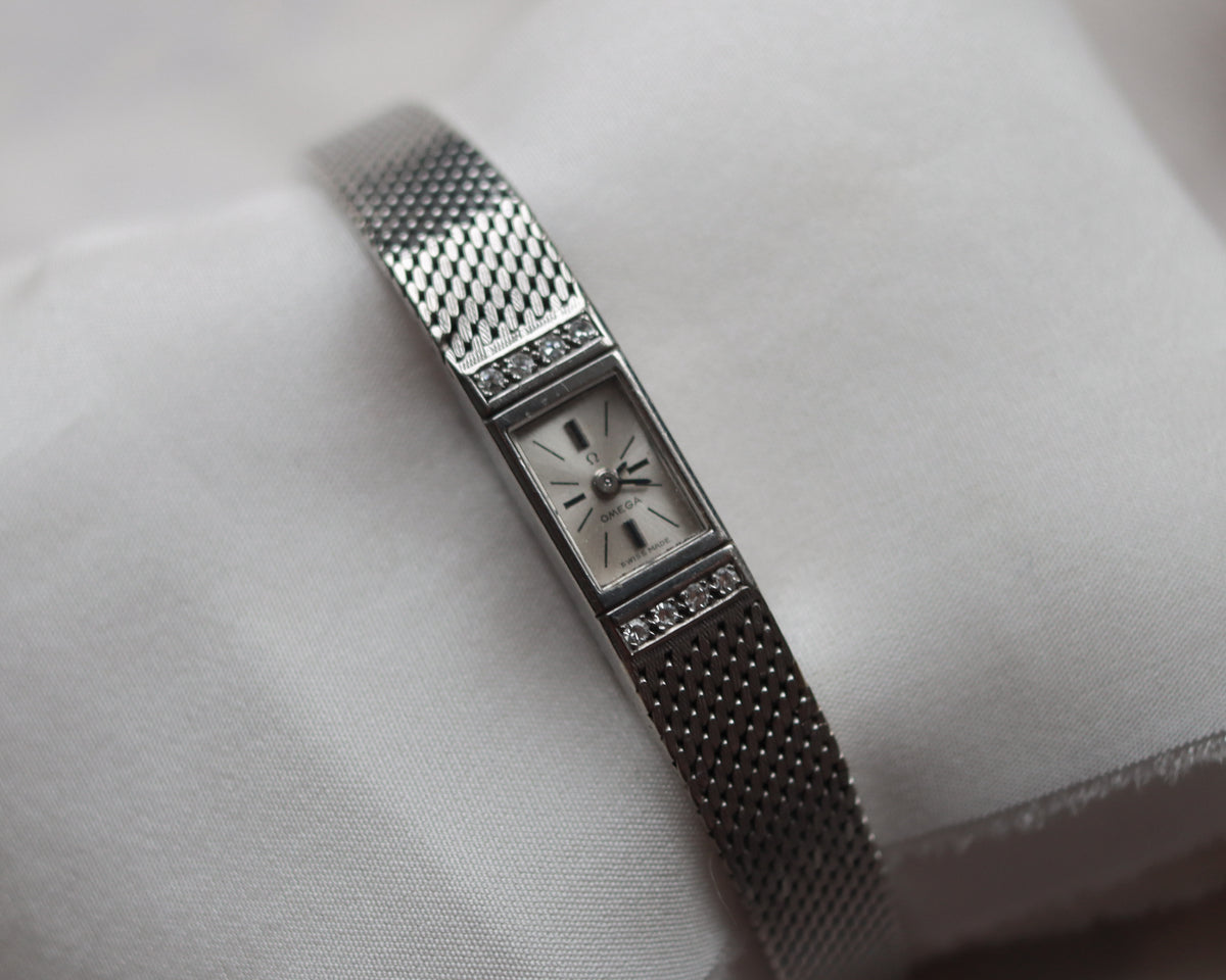 Vintage Omega 8073 18ct White Gold Diamond Ladies Cocktail Watch | c.1960s