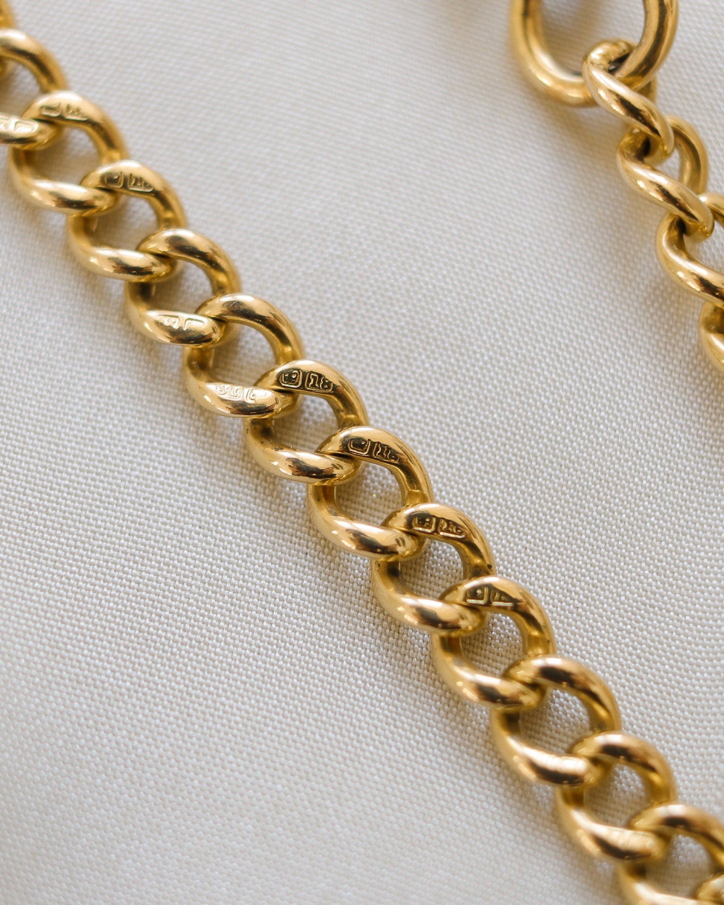 Payment 3/5 for 18ct yellow gold heavy curb Albert chain with T-bar and bolt rings
