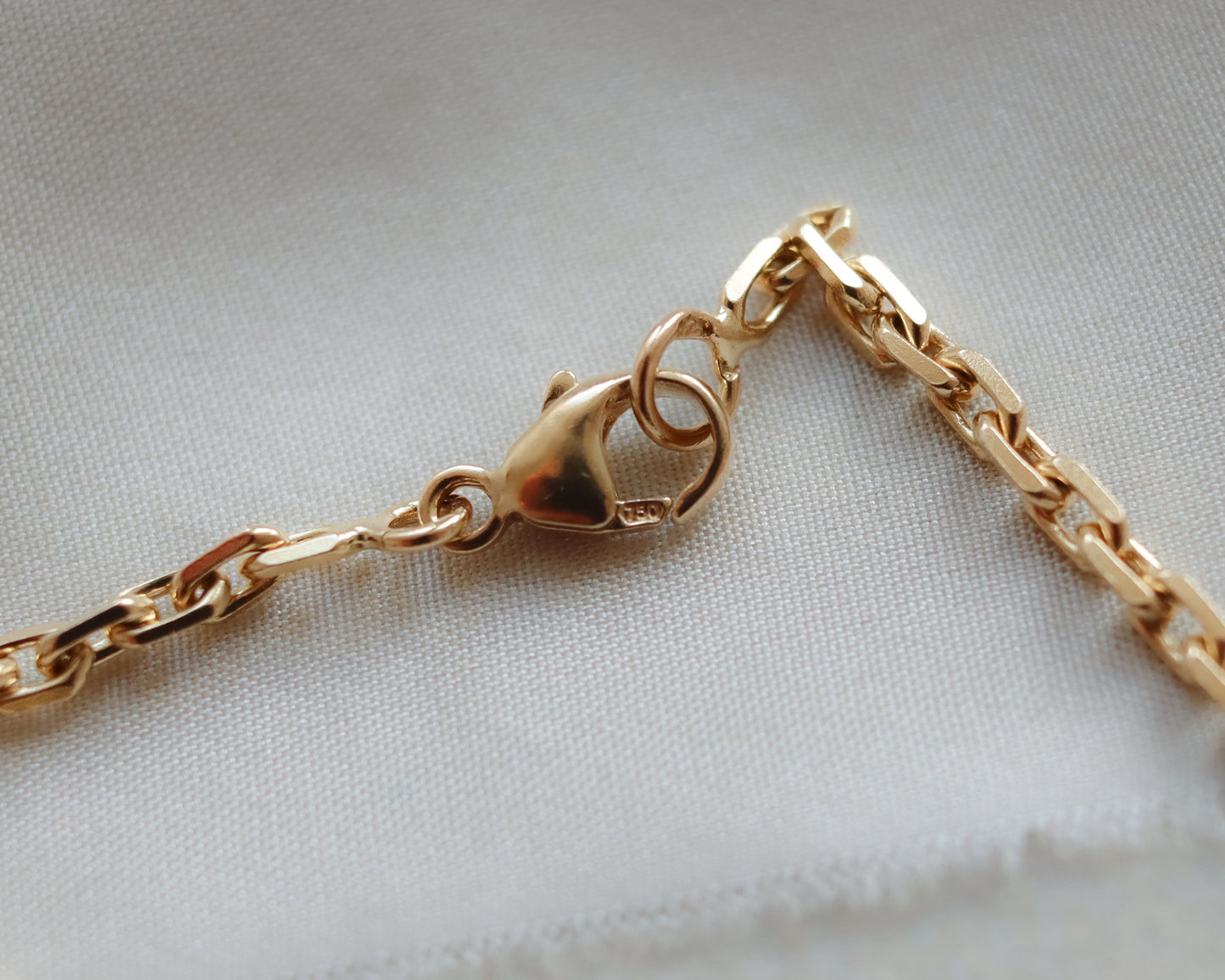 18ct Gold Biker Link Necklace Chain