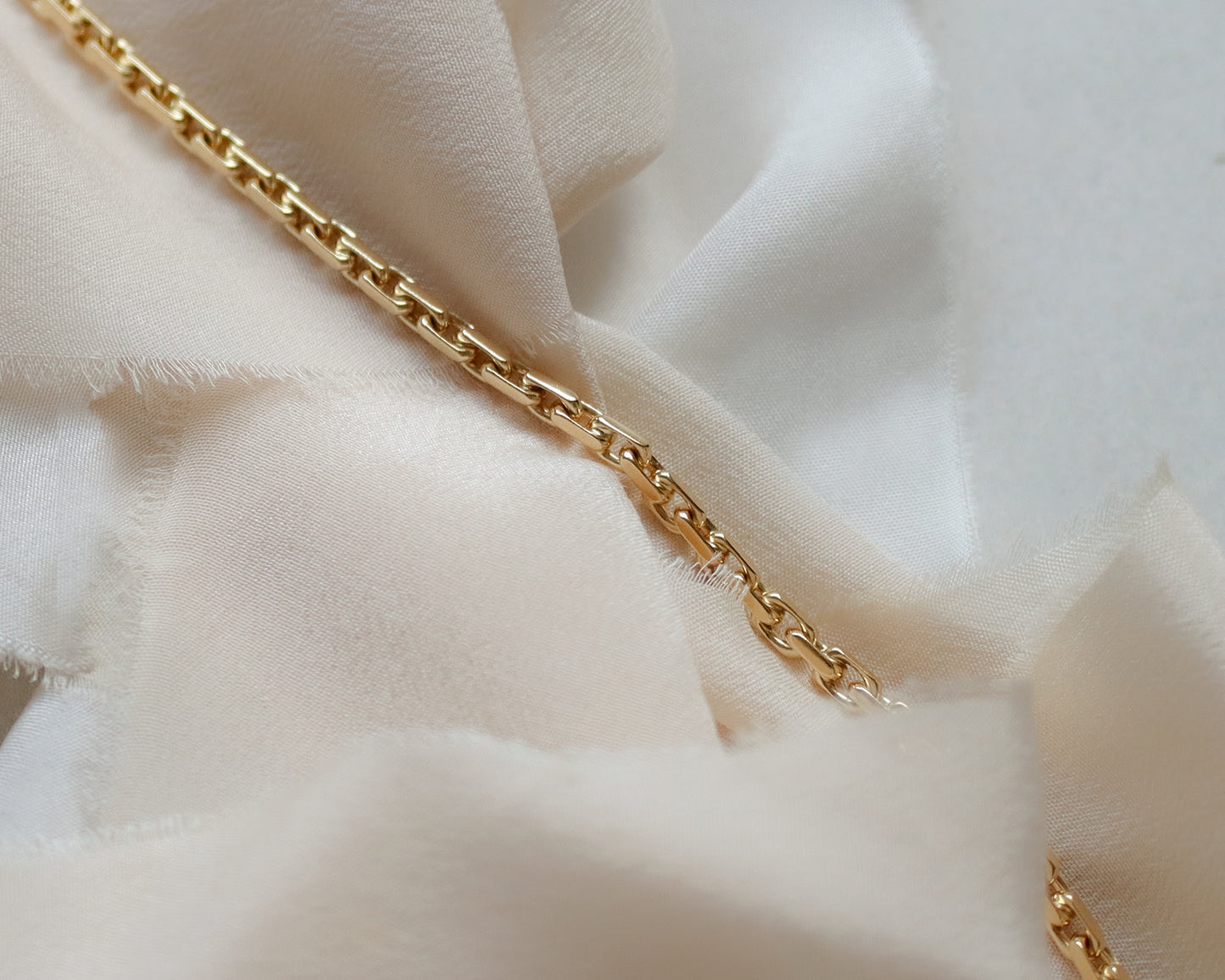 Vintage 18ct Gold Biker Link Chain Necklace – 1969